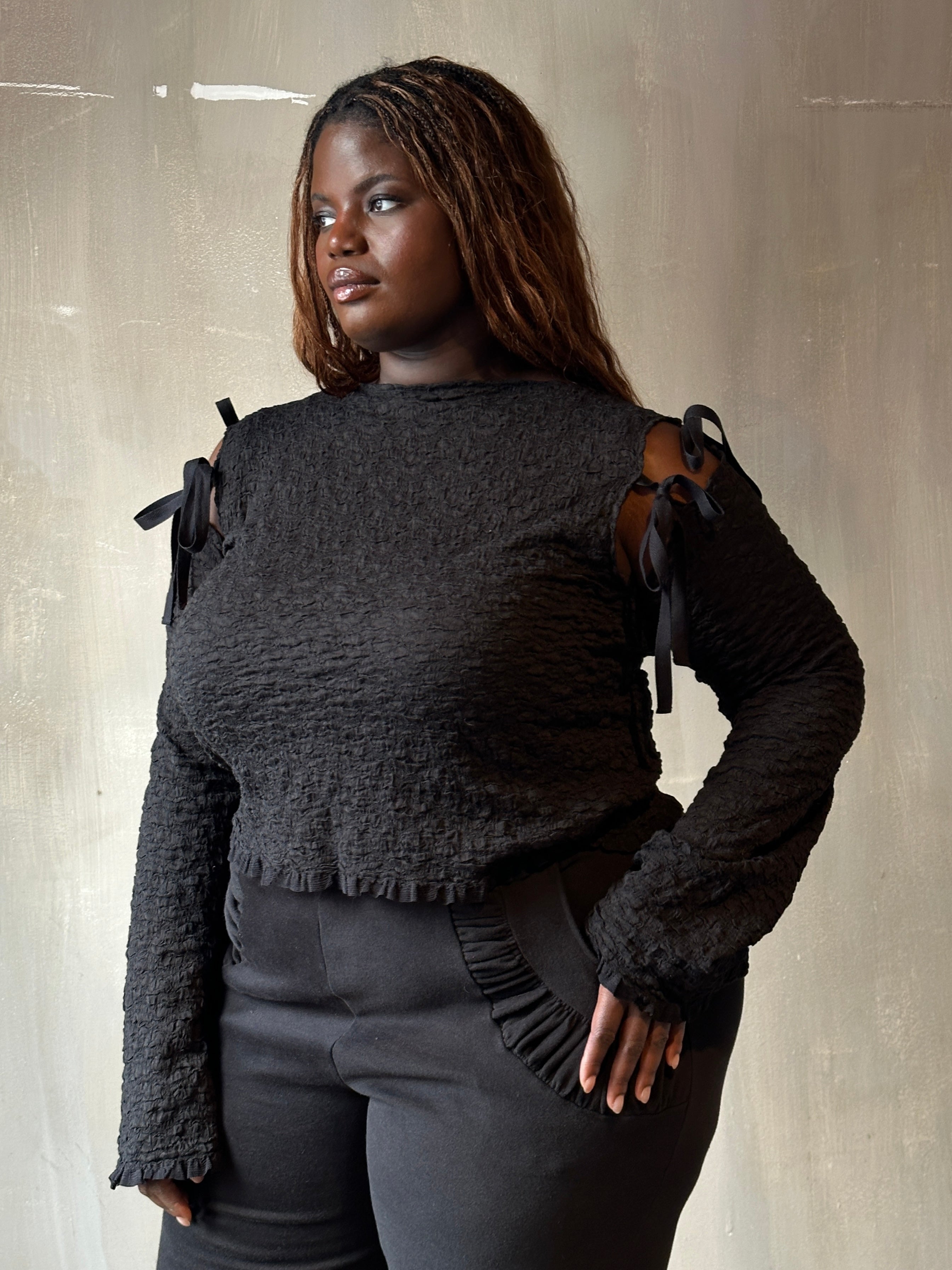 Winter '26: Detached Sleeve Top in Textured Black Cotton (Pre-Order)