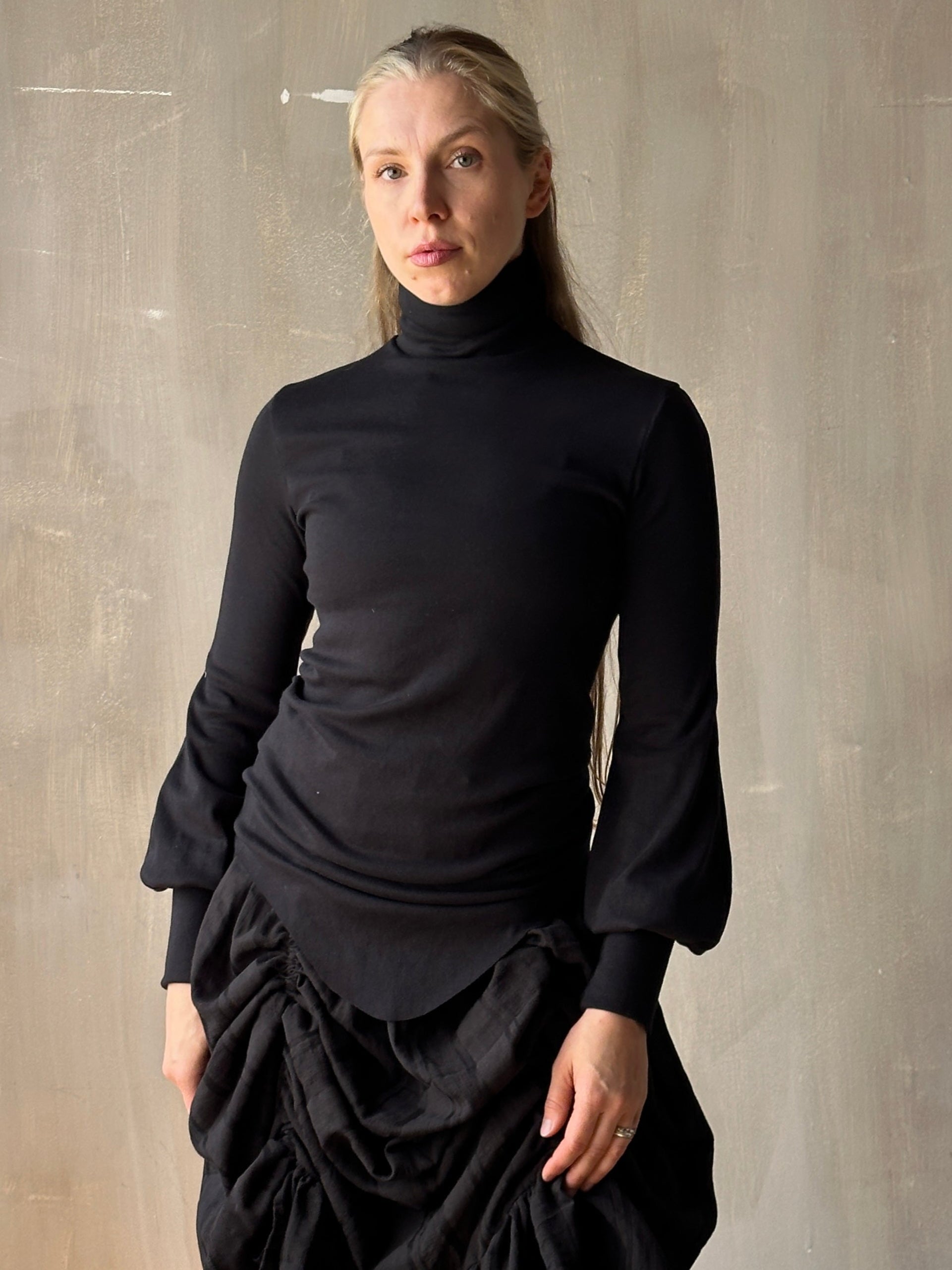 FW25: Hourglass Tunic in Black (Pre-Order)