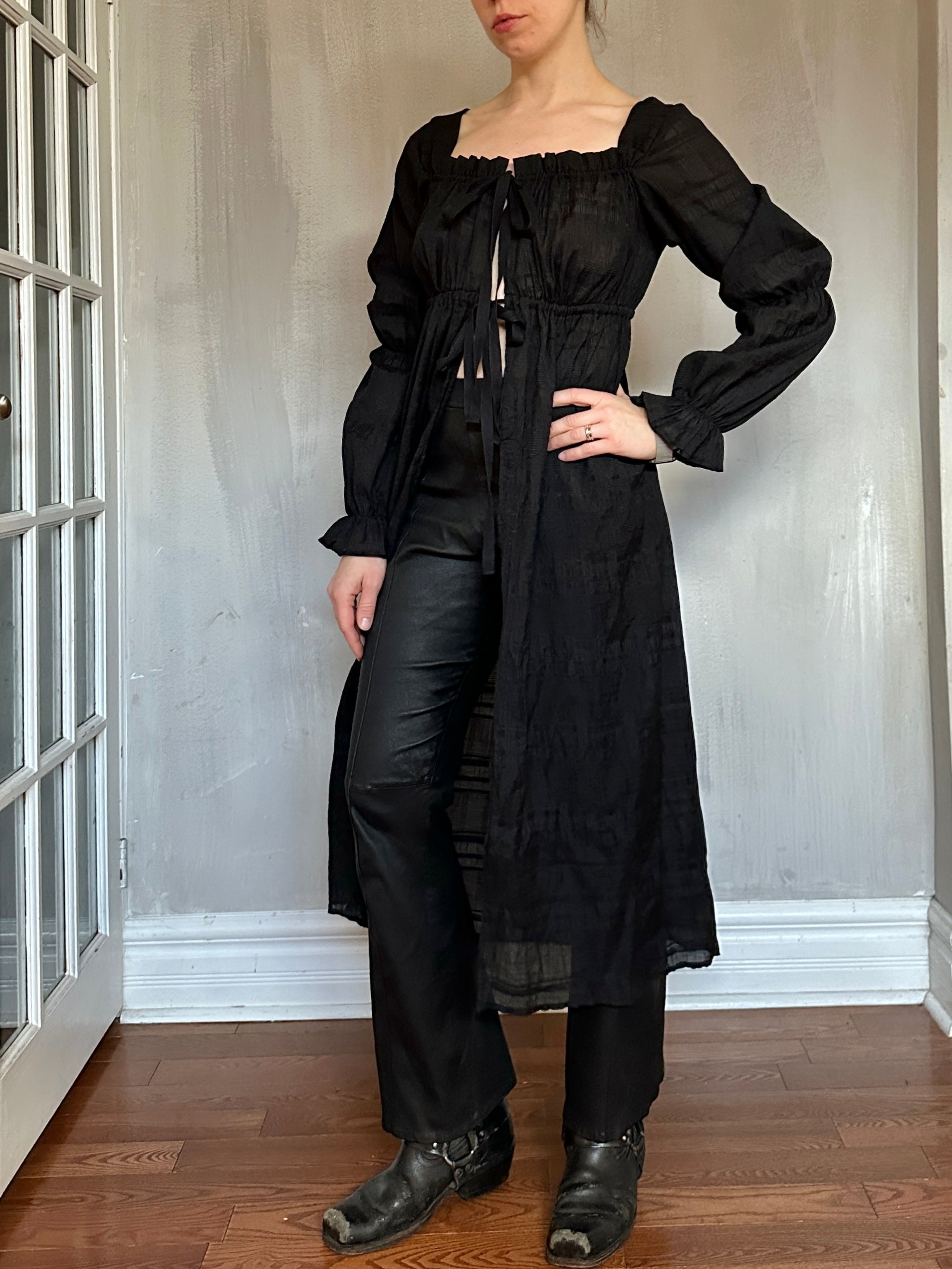 Sample Sale: Chemise de la Reine Duster in Black with Long Sleeves (Size I& VI)