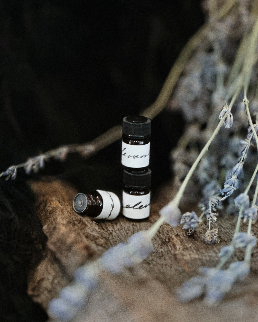 NUIT No. 11 Oil Perfume Sample