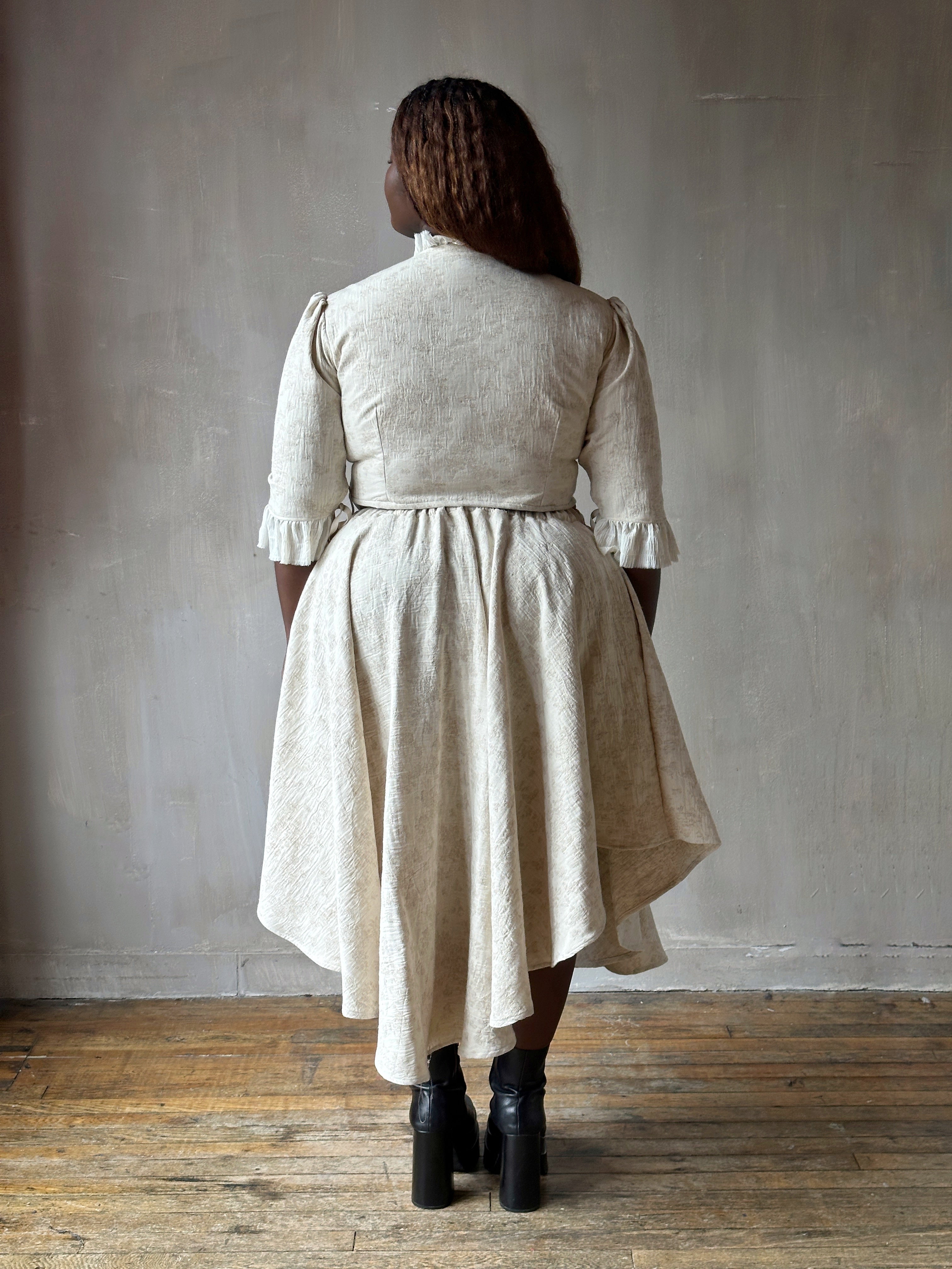 SS '26: Pastorale Set in Antique Floral Cotton-Linen (Pre-Order)