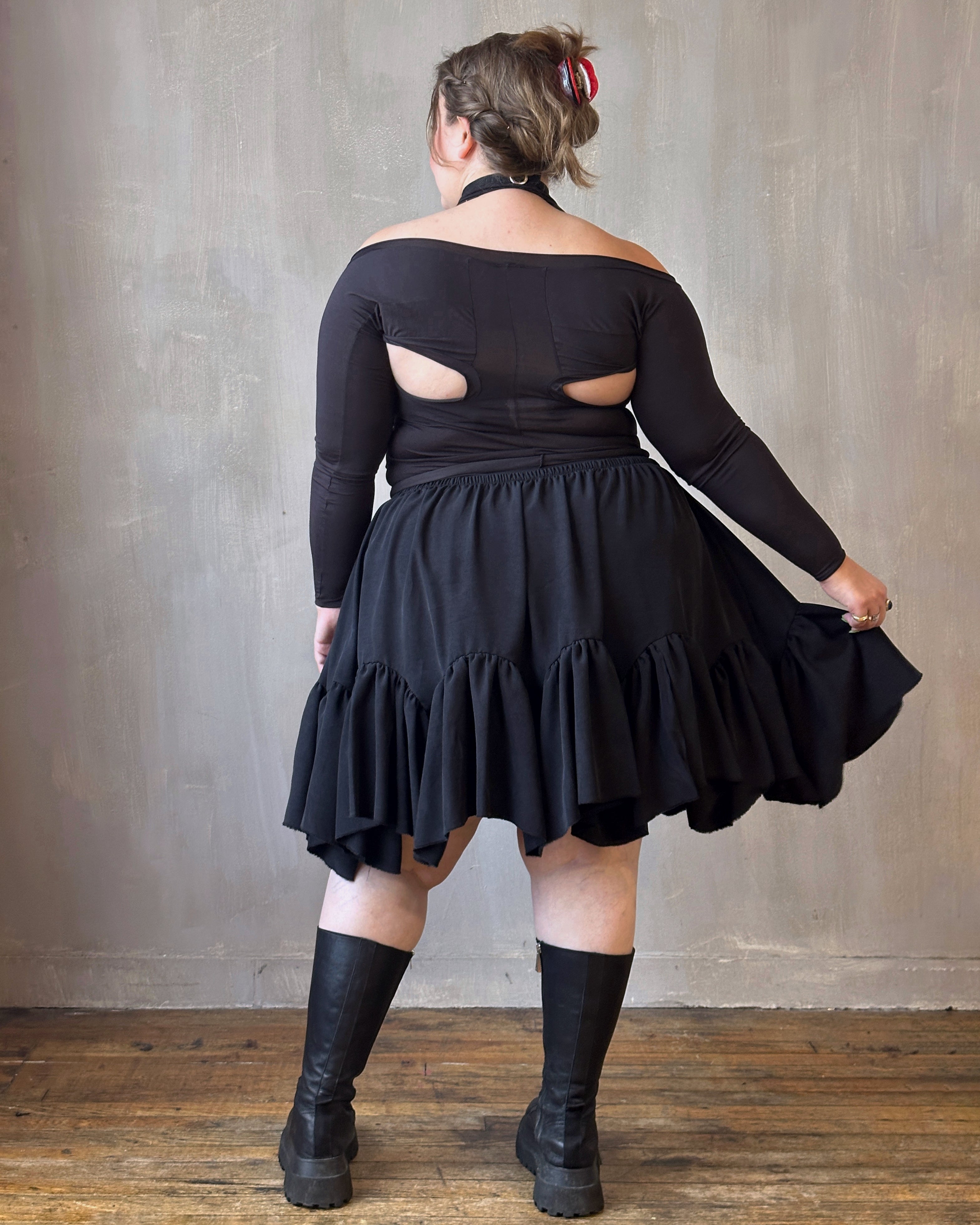 Sample Sale: Petticoat Kilt in Black Twill Taffeta (Size III & V)