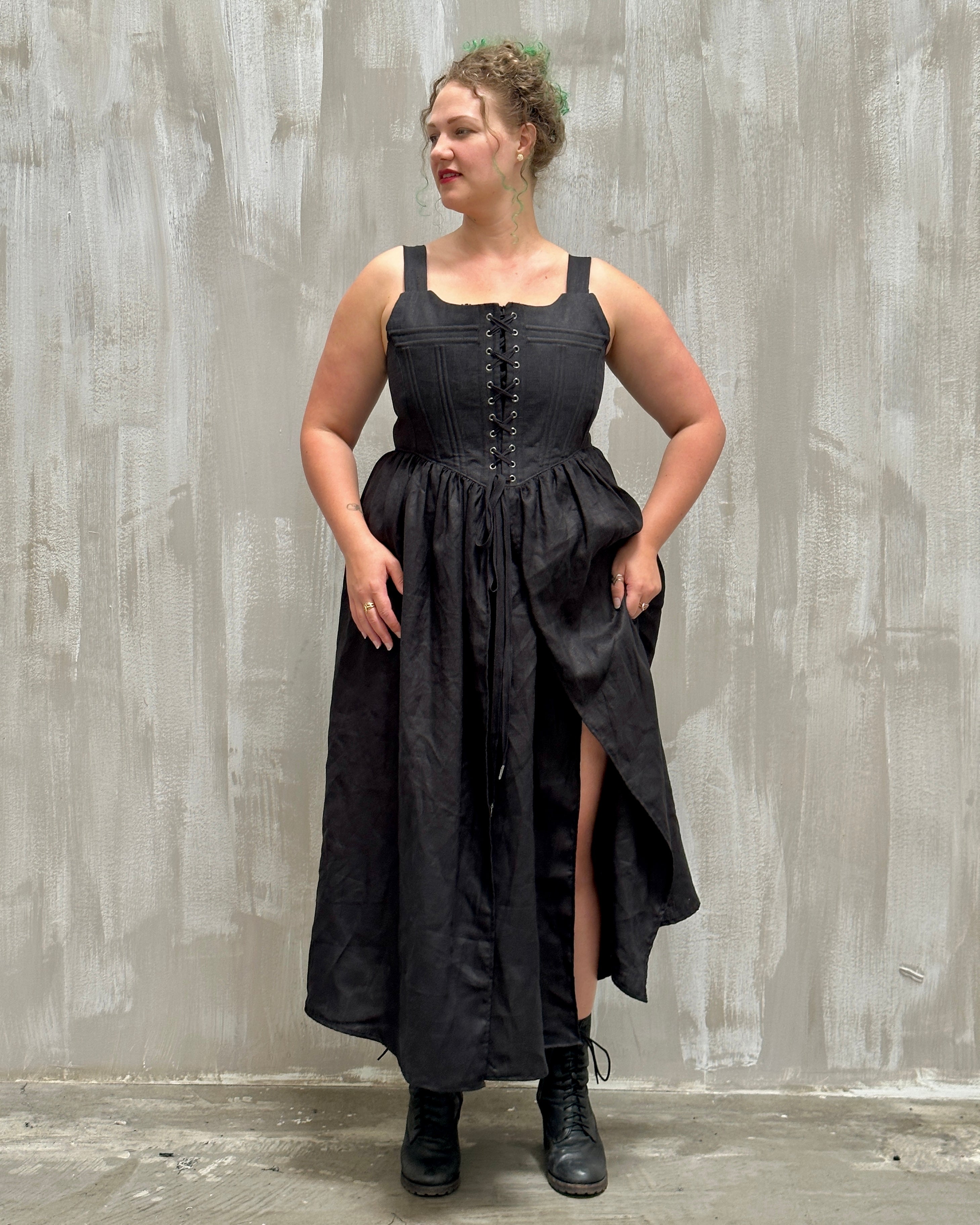 Caterina Stays Gown in Black Linen