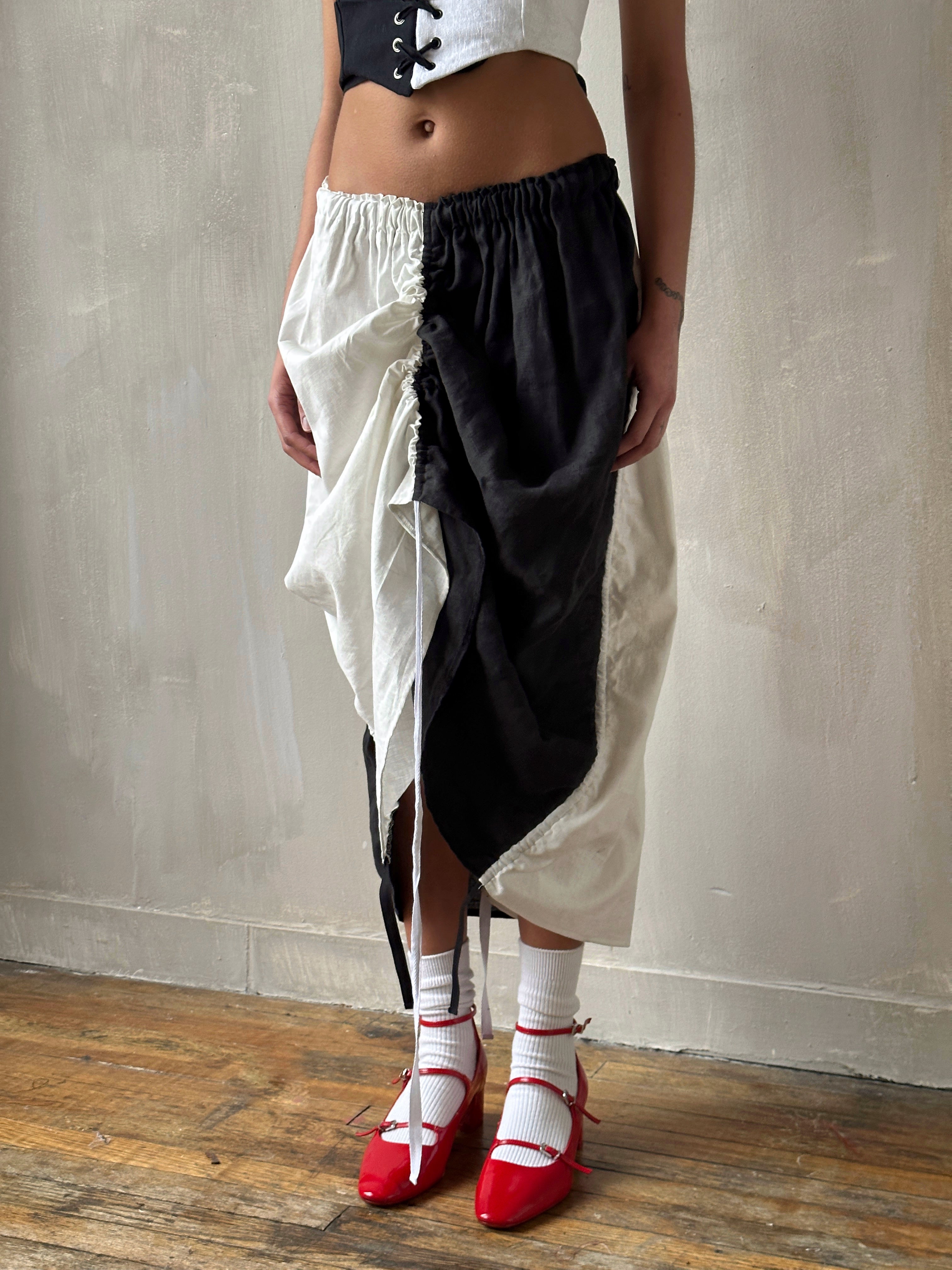 Sample Sale: Duo-Tone Four-Way Drawstring Skirt in Linen: (Size V)