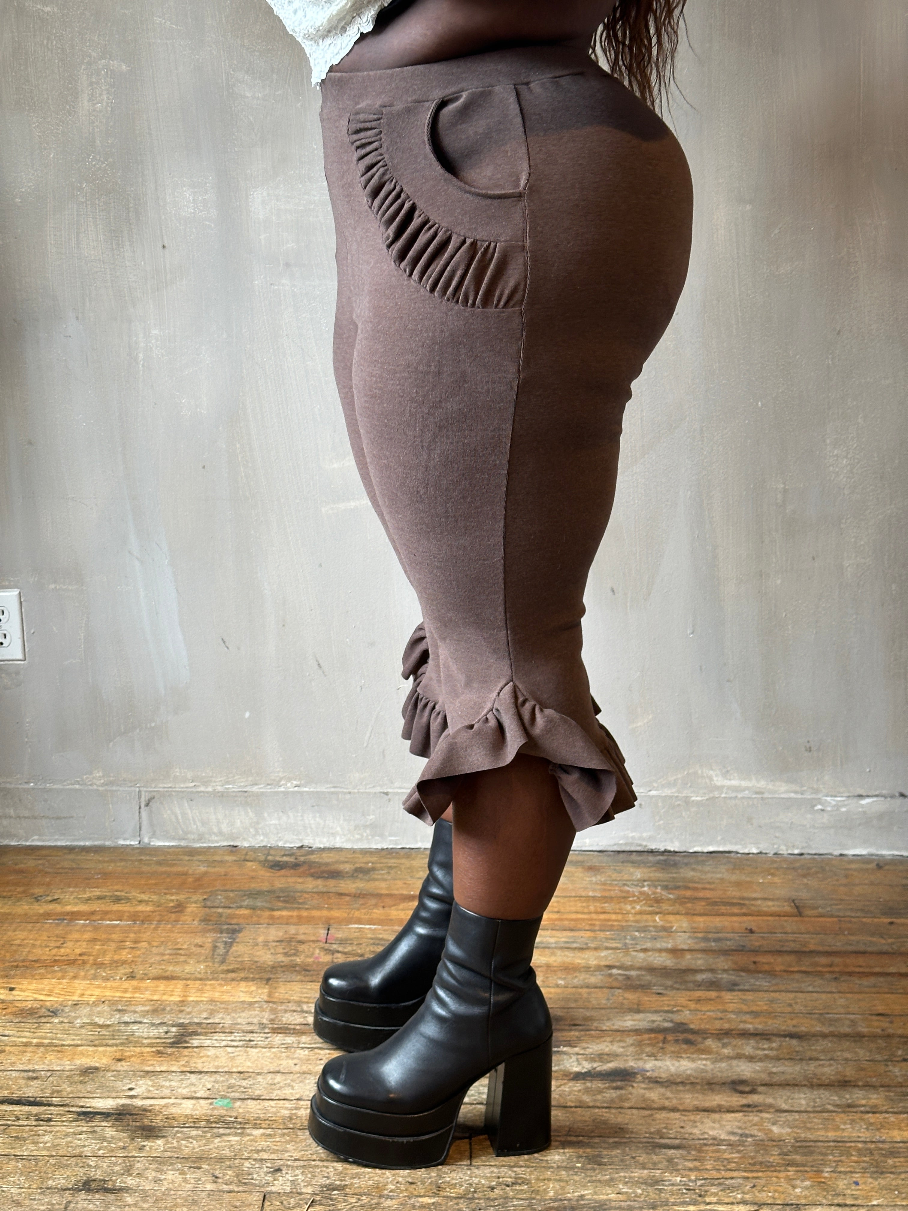 Winter '26: Gathered Pocket Capri in Fawn-Brown Brushed Cotton (Pre-Order)