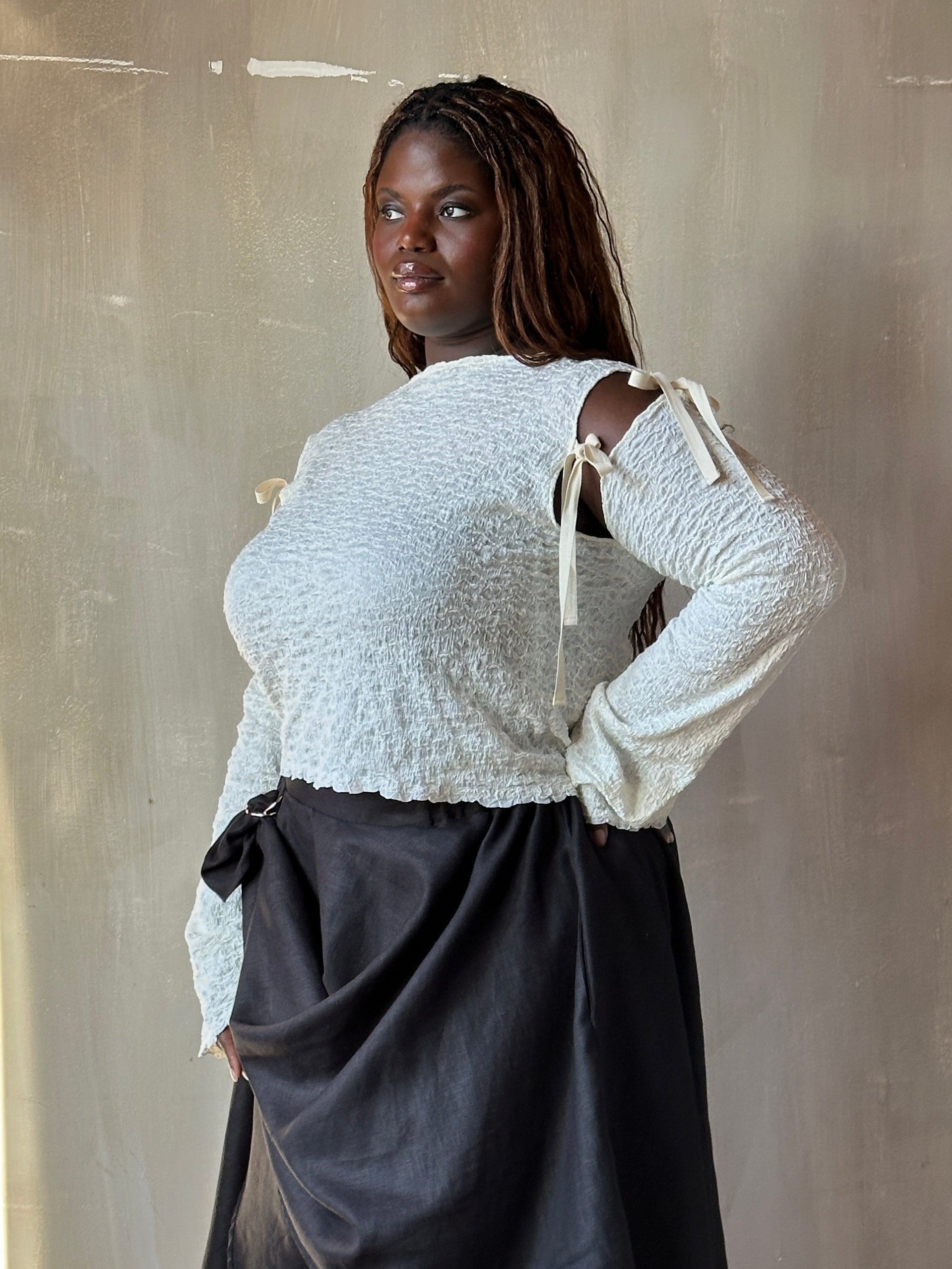 Winter '26: Detached Sleeve Top in Textured Cream Cotton (Pre-Order)
