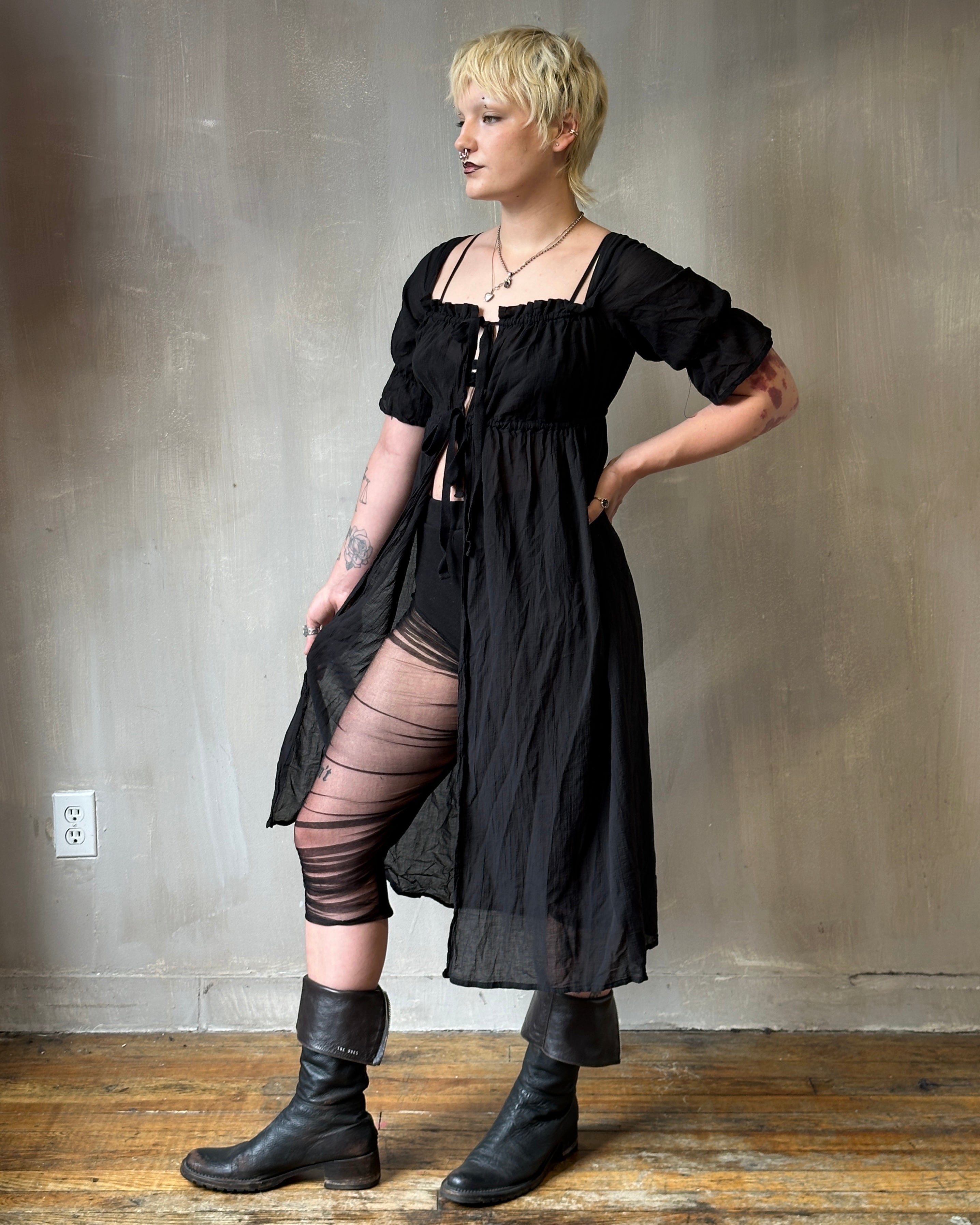 Sample Sale: Chemise de la Reine Duster in Black Voile (Size I)