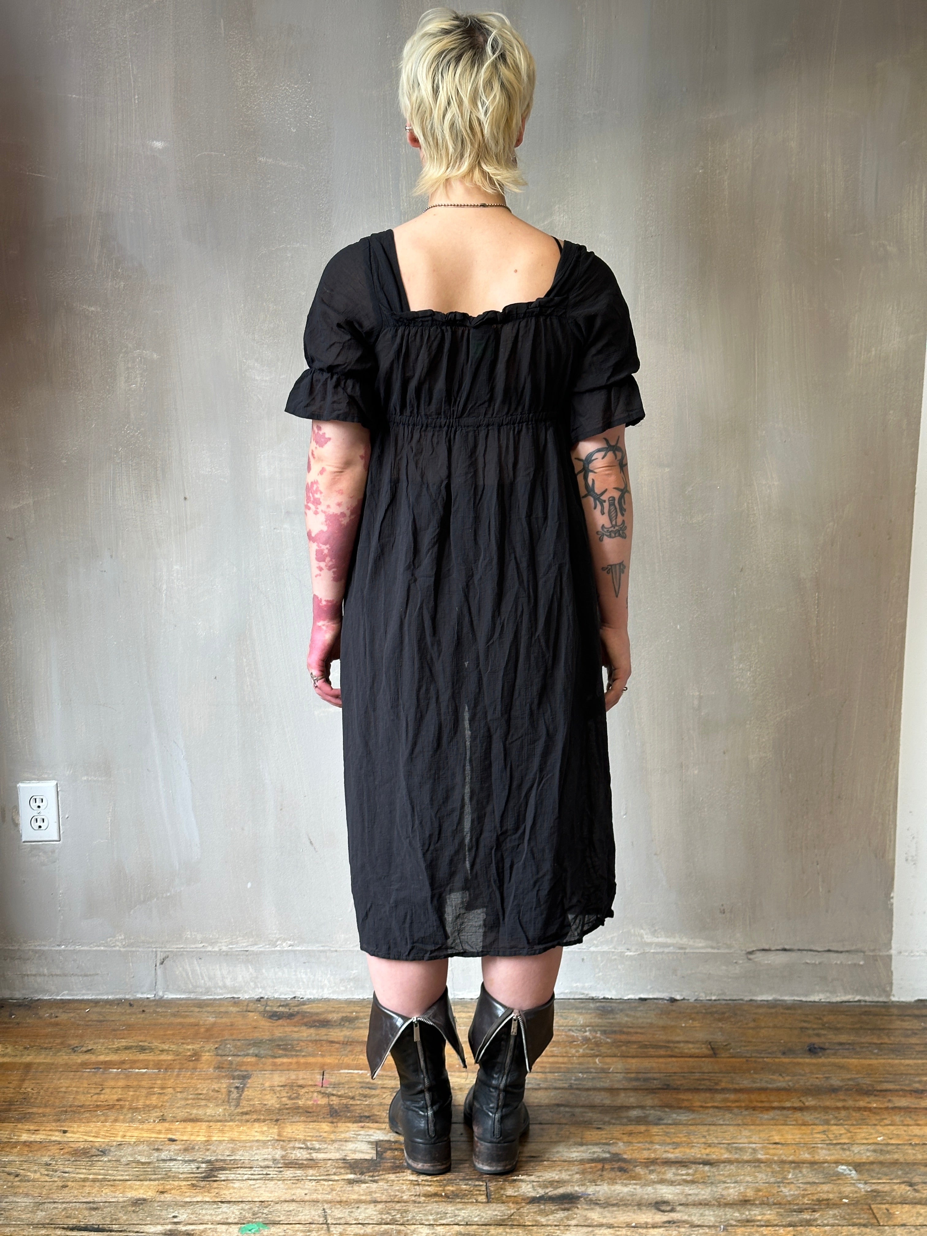 Sample Sale: Chemise de la Reine Duster in Black Voile (Size I)