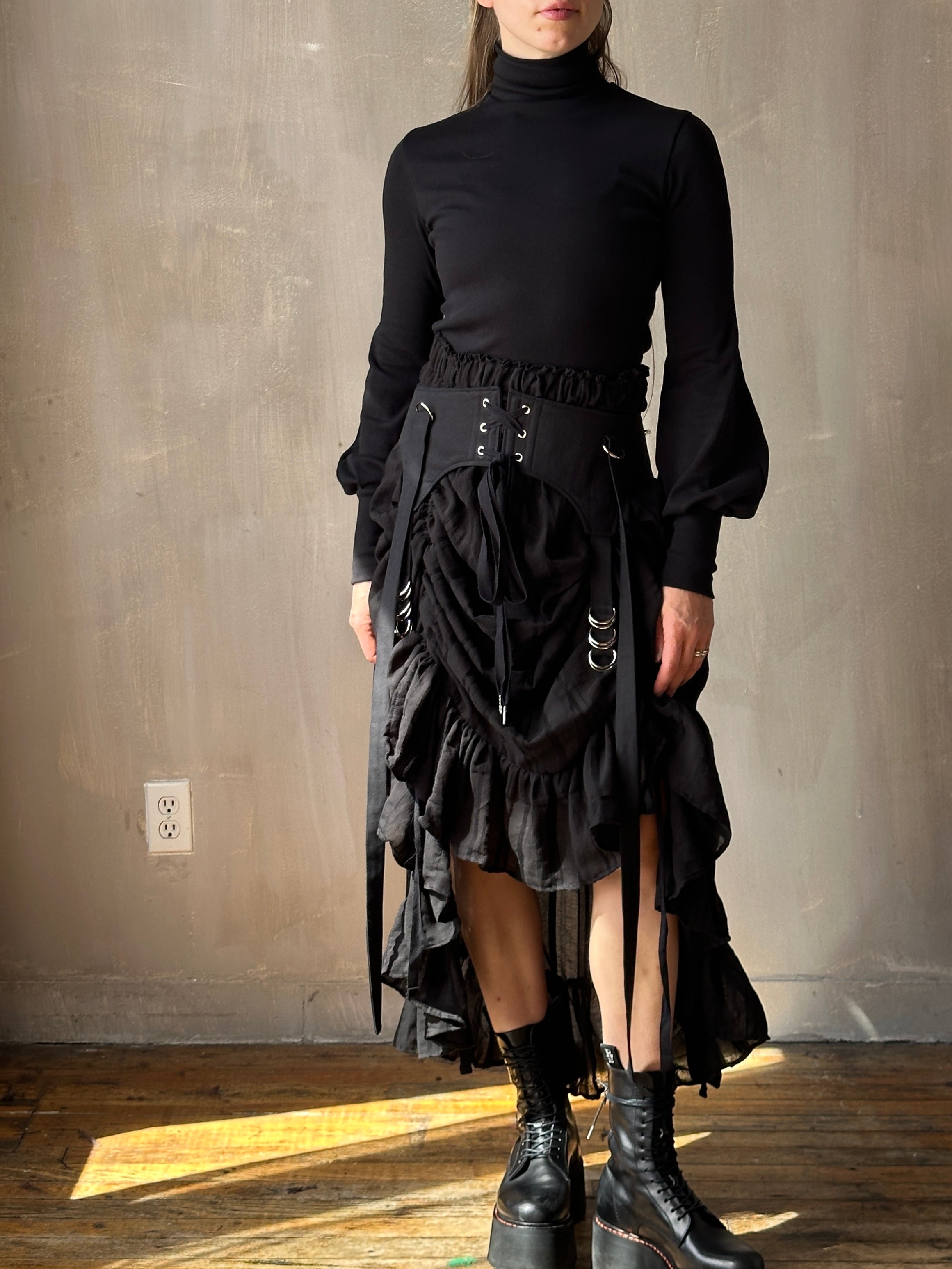 Spring '26: Four-Way Skirt Garter in Black Linen (In Stock)