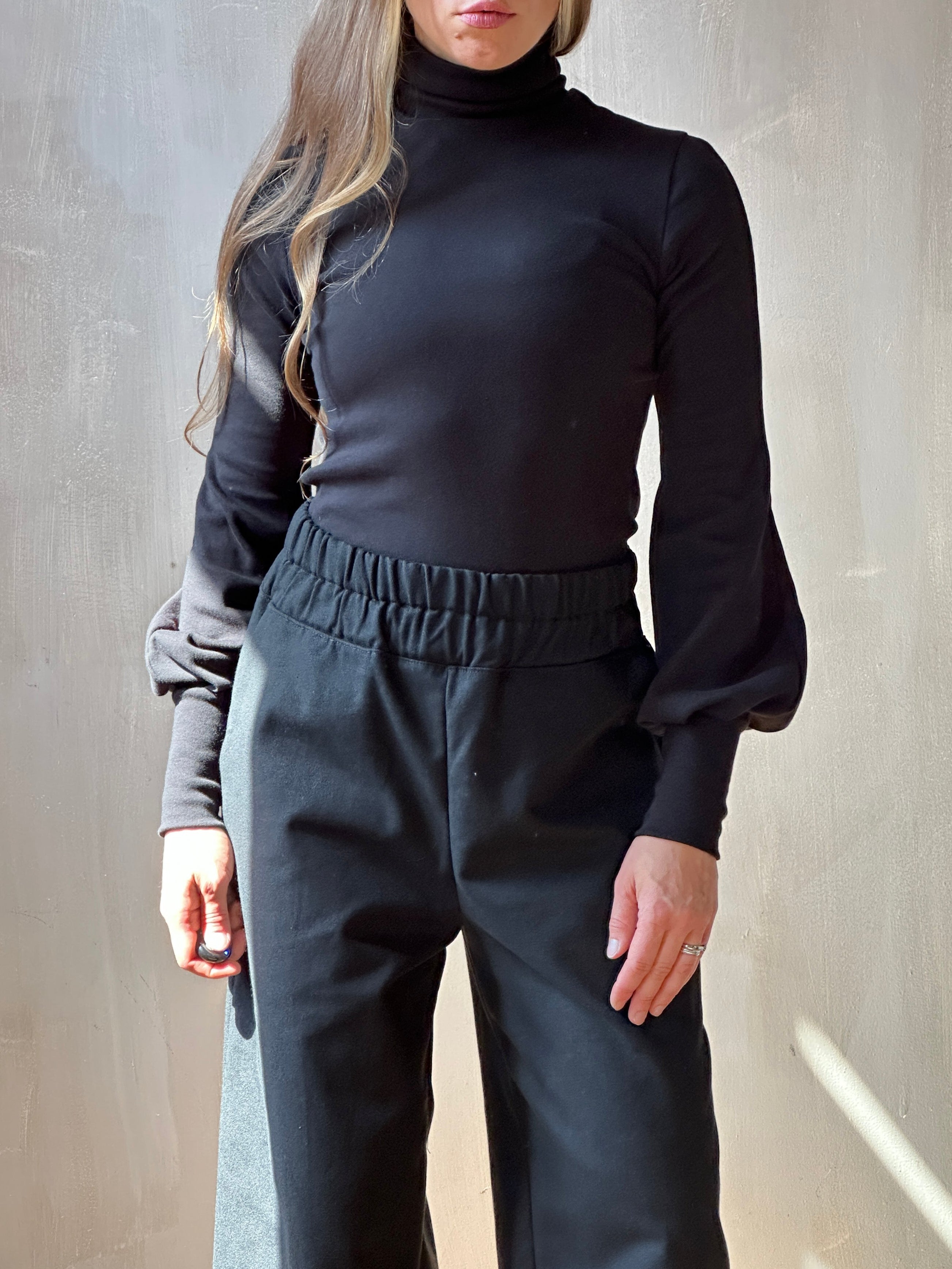 FW25: Hourglass Tunic in Black (Pre-Order)