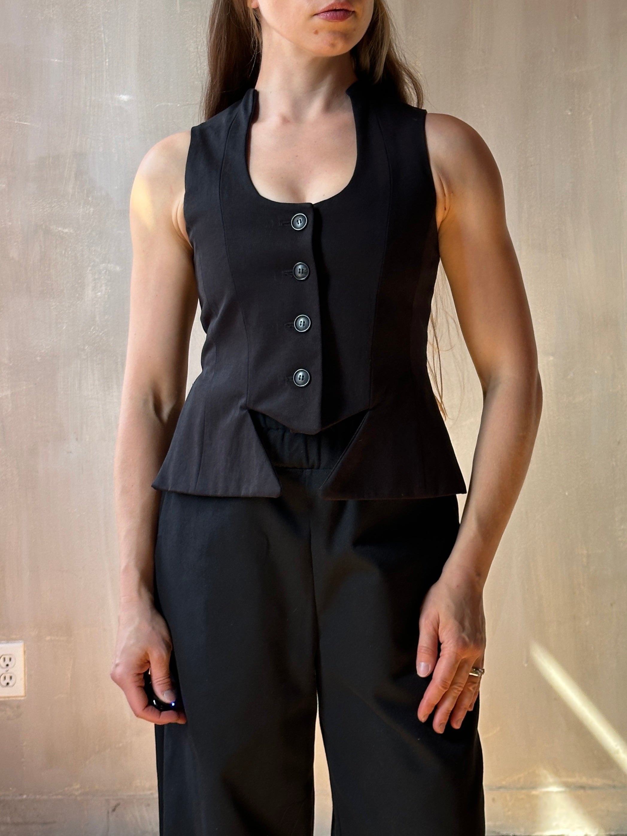 FW25: Cutaway Vest w/Side Slits (Pre-Order)