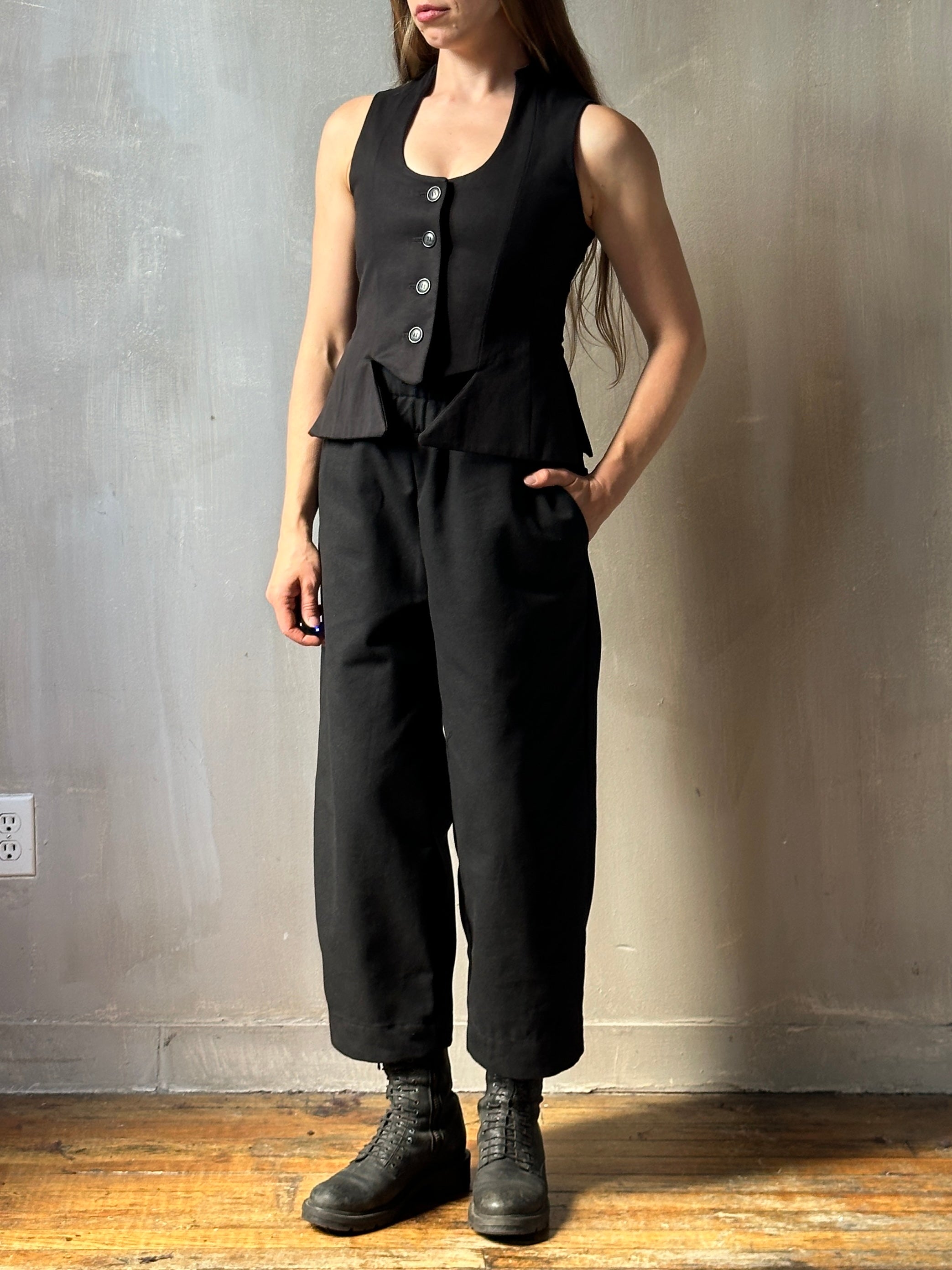 FW25: Cutaway Vest w/Side Slits (Pre-Order)