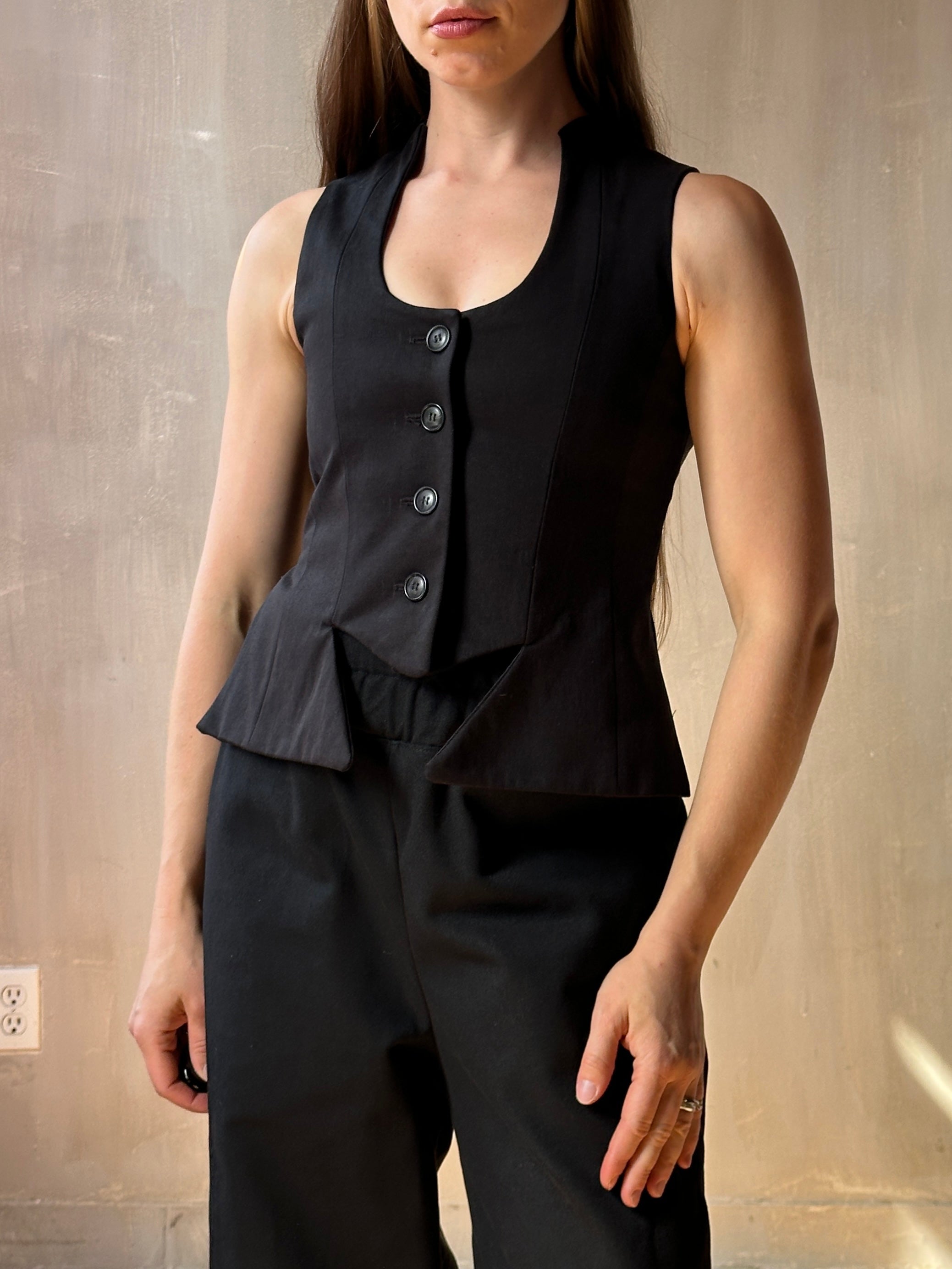 FW25: Cutaway Vest w/Side Slits (Pre-Order)
