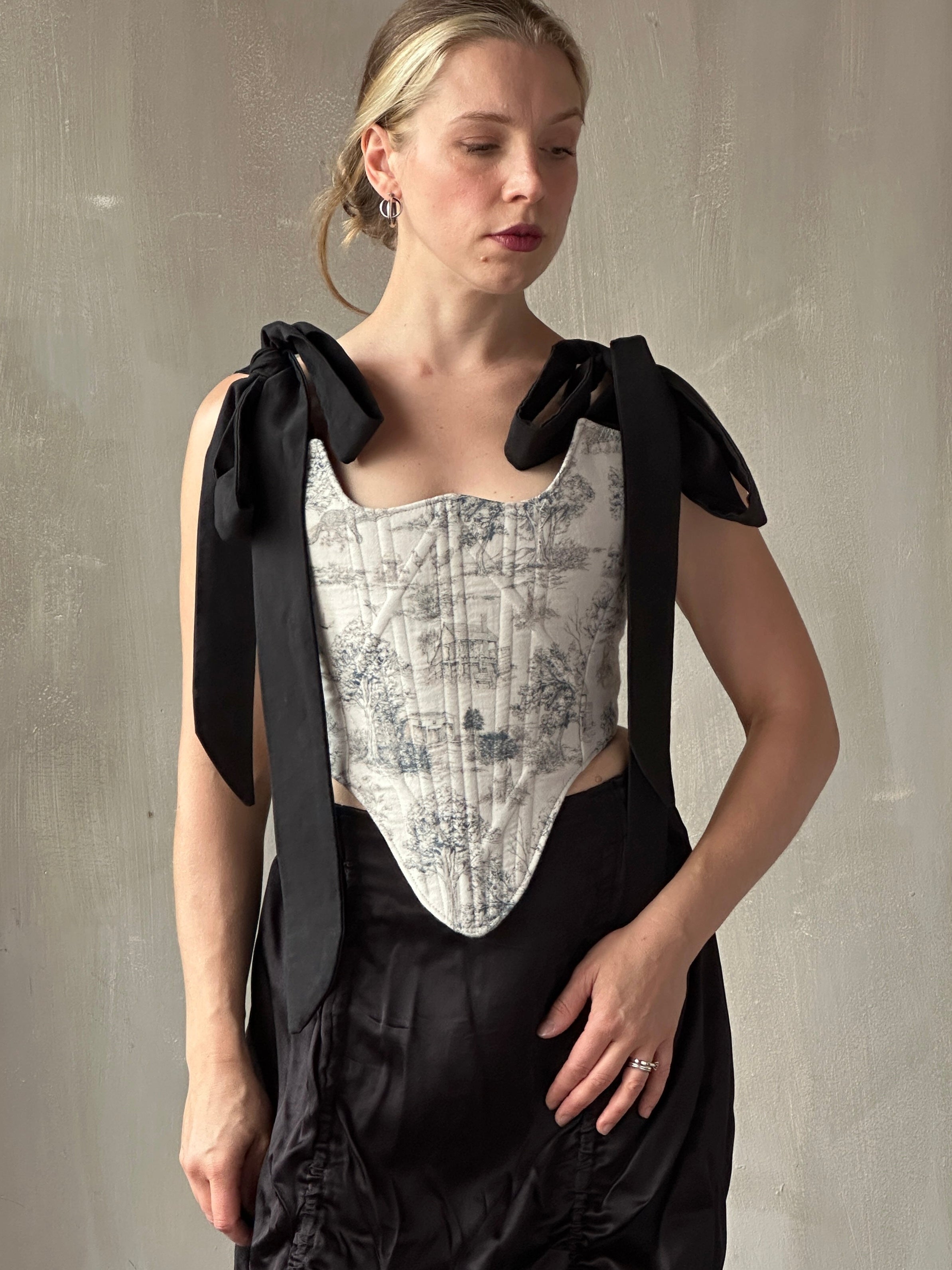 FW25: Toile de Jouy Diamond Stays (Pre-Order)