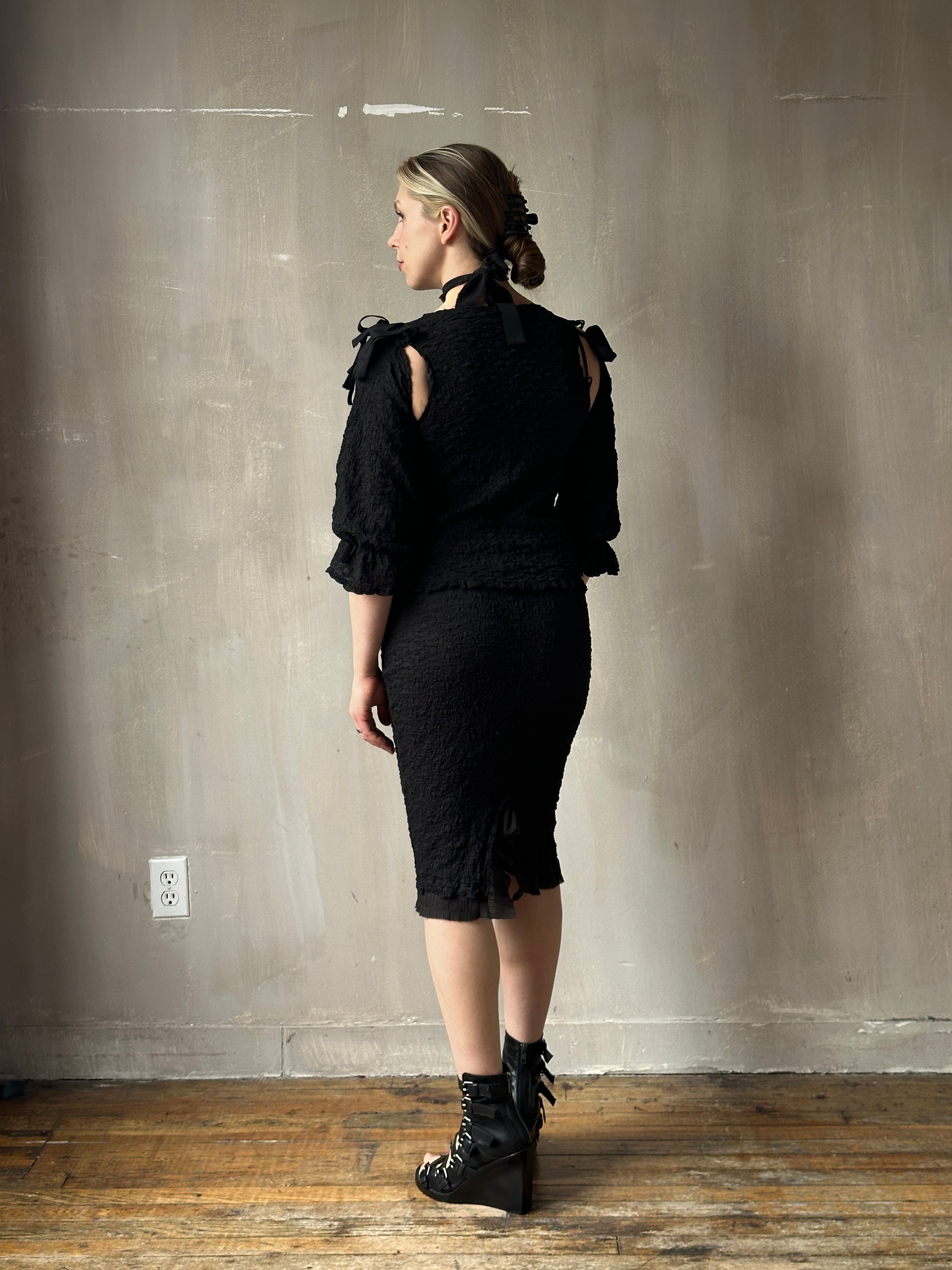 Spring'26: Detached Half Sleeve Top in Textured Black Cotton (Pre-Order)