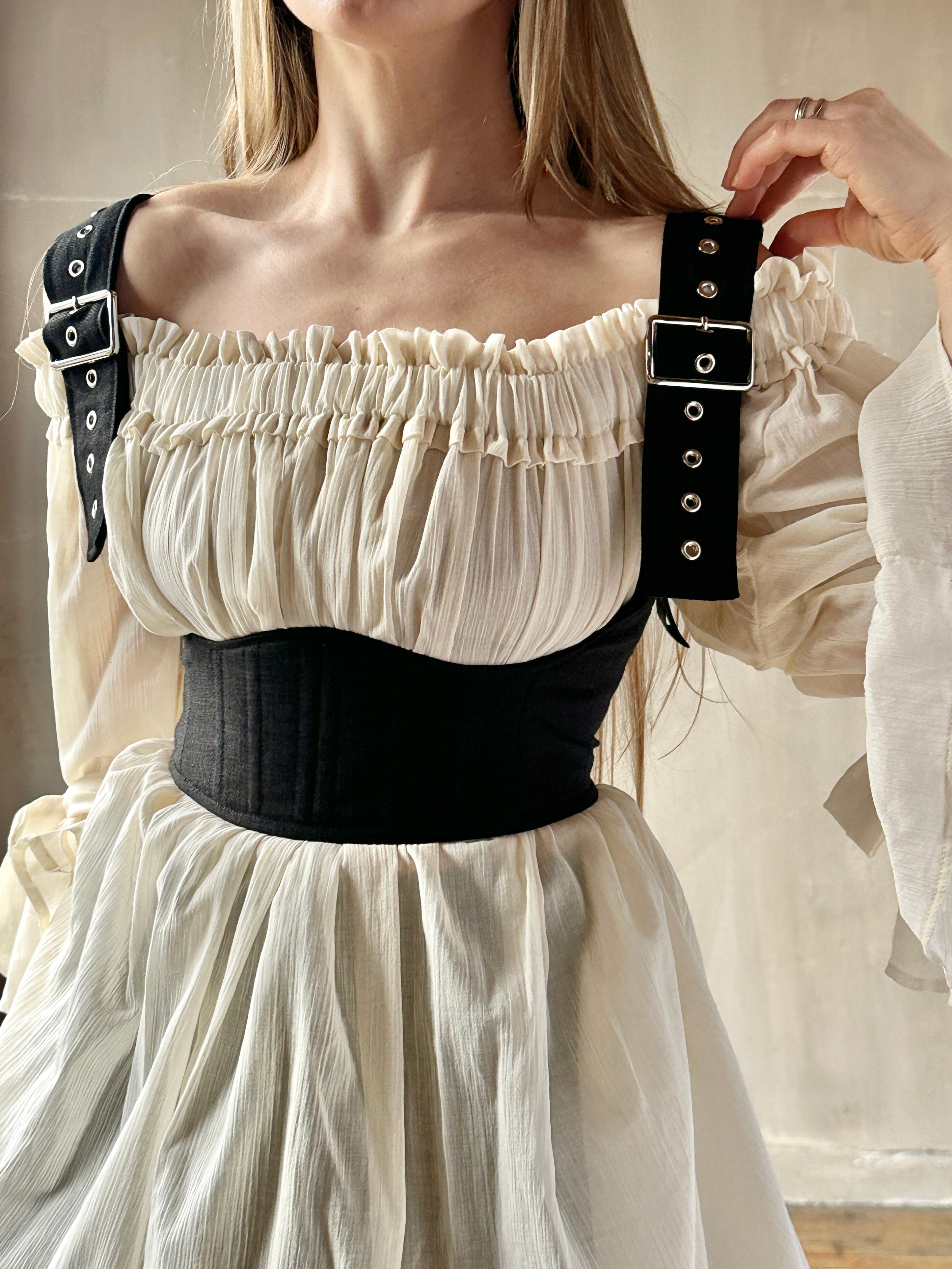 Sample Sale: Underbust Buckle Waspie in Black Linen (Size VI)