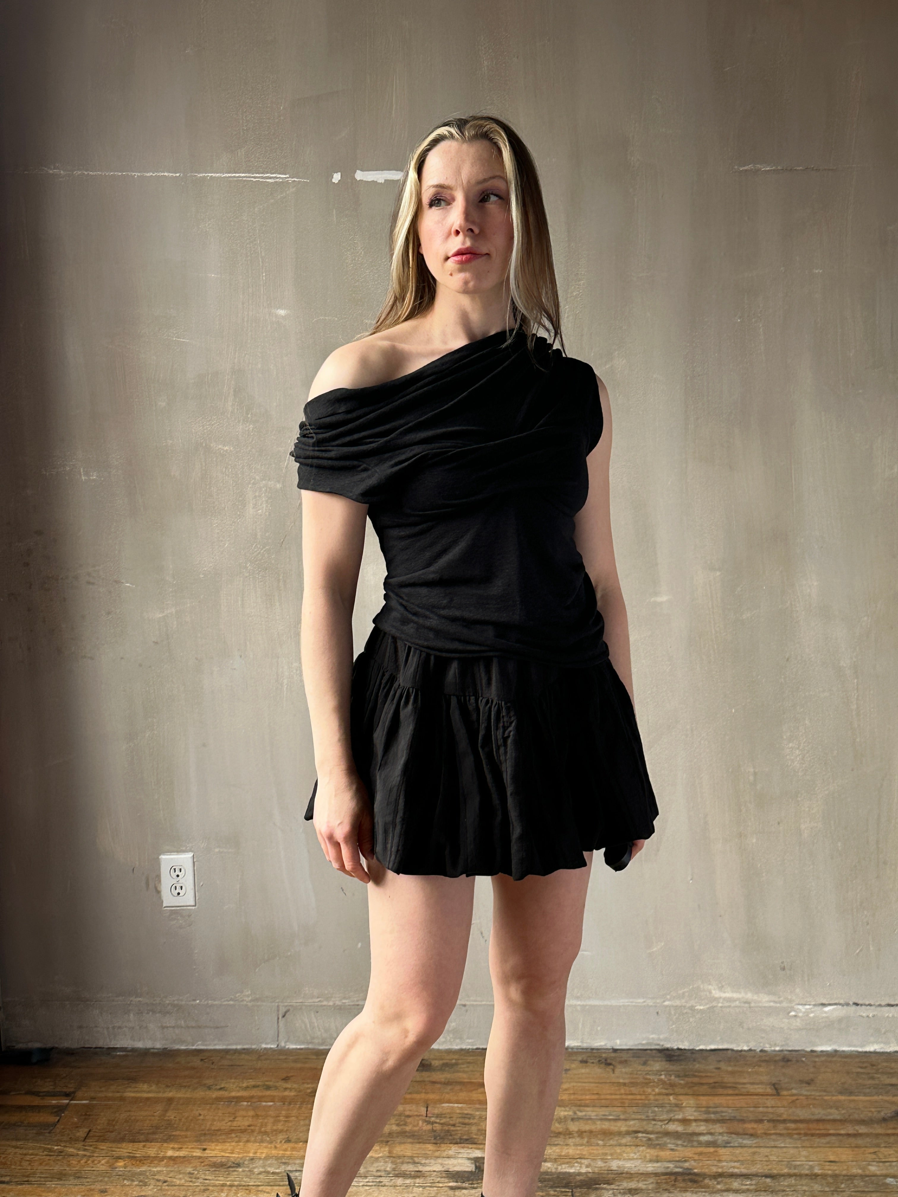 Spring '26: "Undulate" Reversible Top w/ Cap Sleeves in Black Linen Jersey (Pre-Order)