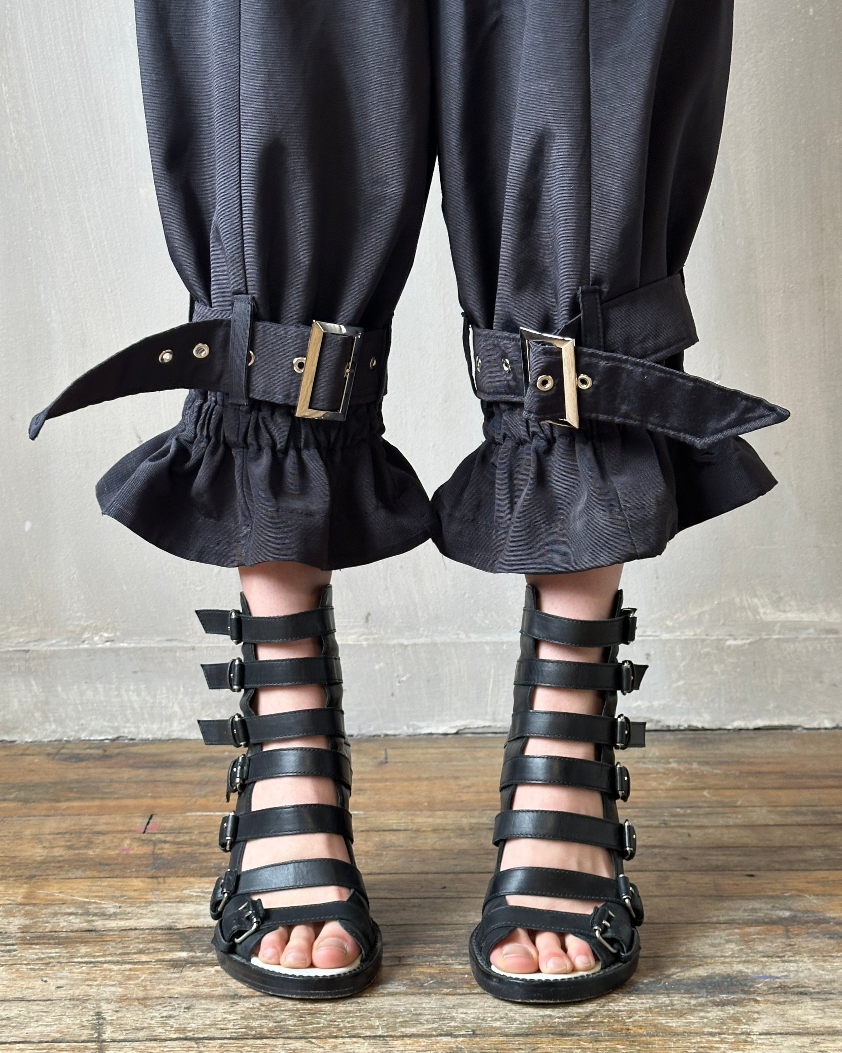 Spring '25: "pirate bloomers" with Belt and Leg Straps in Black Twill Taffeta (Pre-Order, limited Edition)