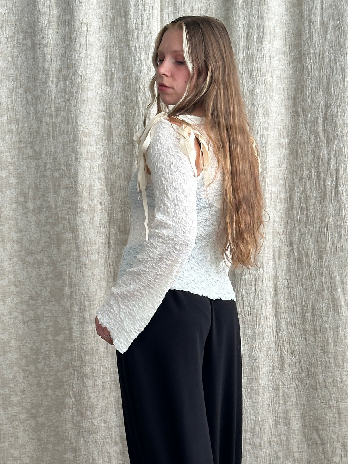 FW'26: Detached Long Sleeve Top in Textured Ivory Cotton (Pre-Order)