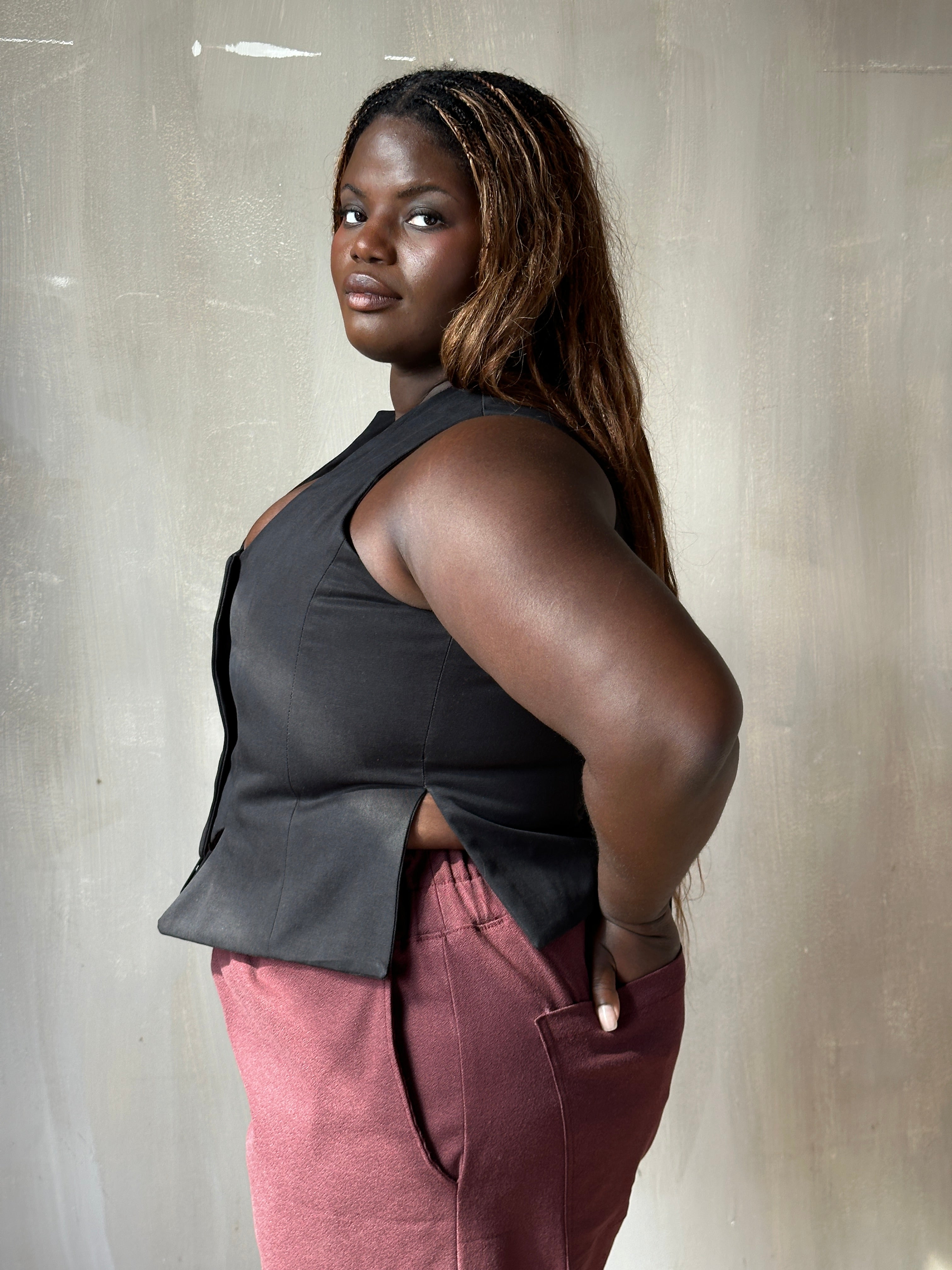 FW25: Cutaway Vest w/Side Slits (Pre-Order)