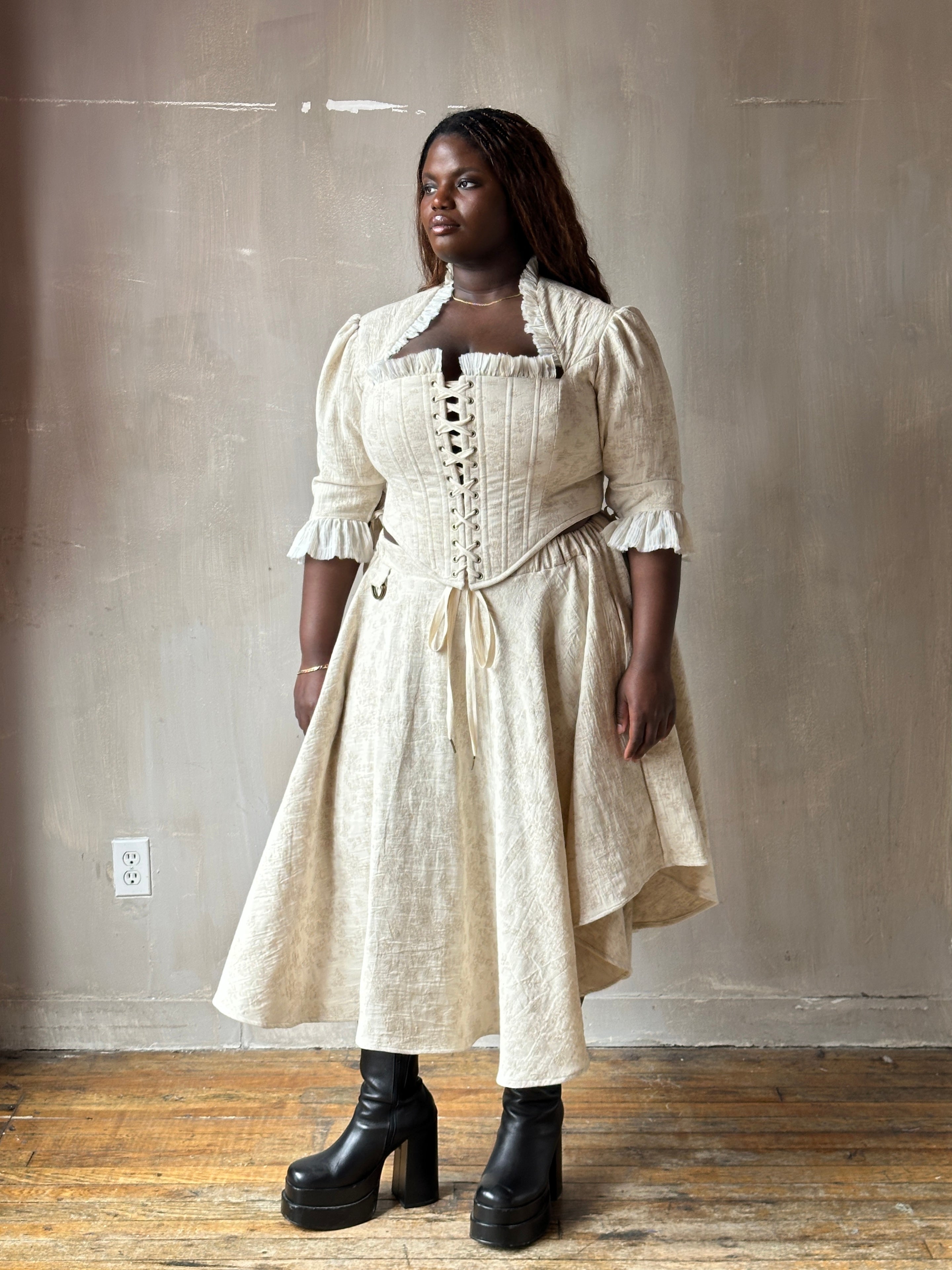 Spring '26: Pastorale Bodice in Antique Floral Ivory Cotton (Pre-Order)