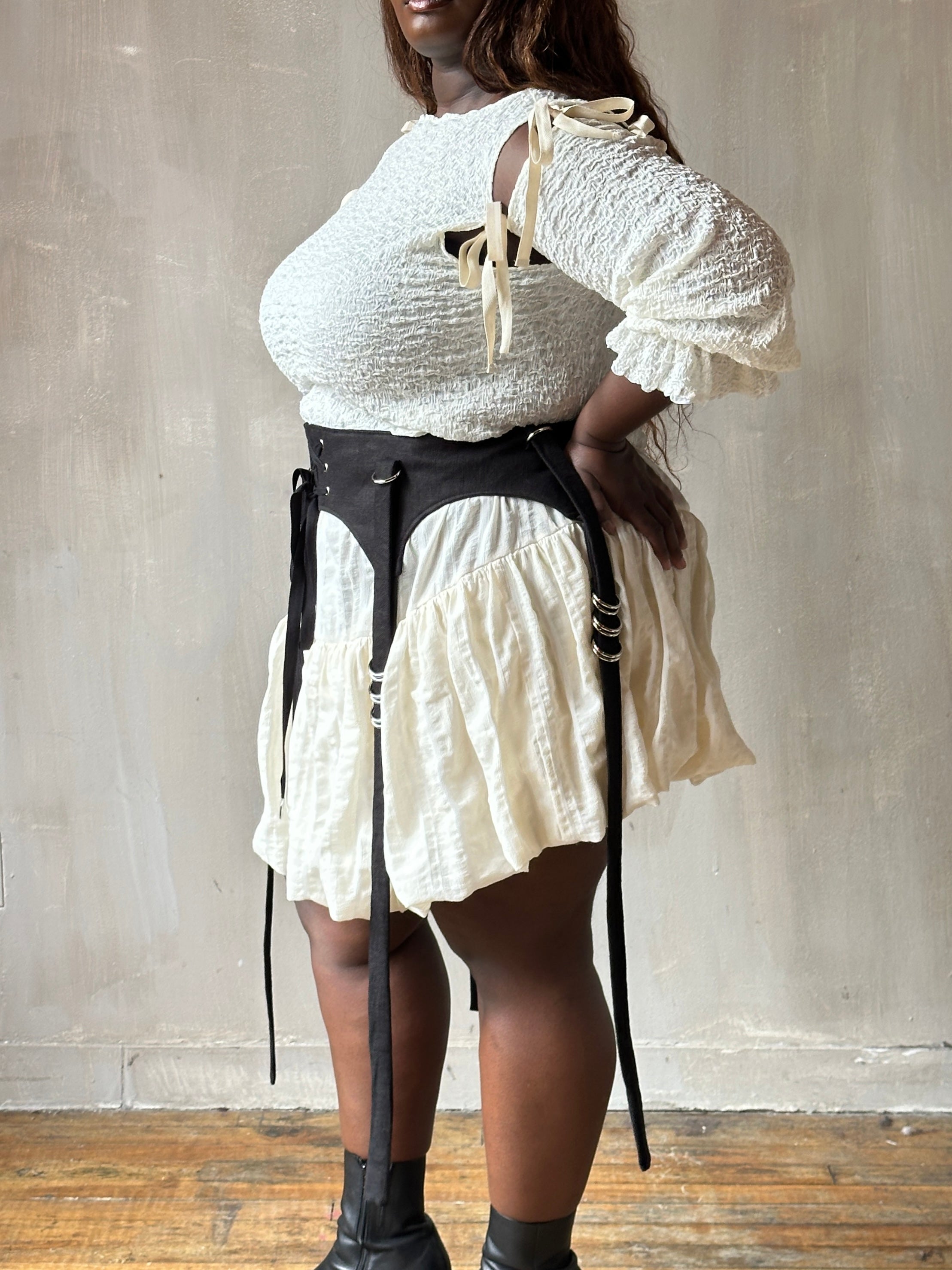Spring '26: Four-Way Skirt Garter in Black Linen (In Stock)
