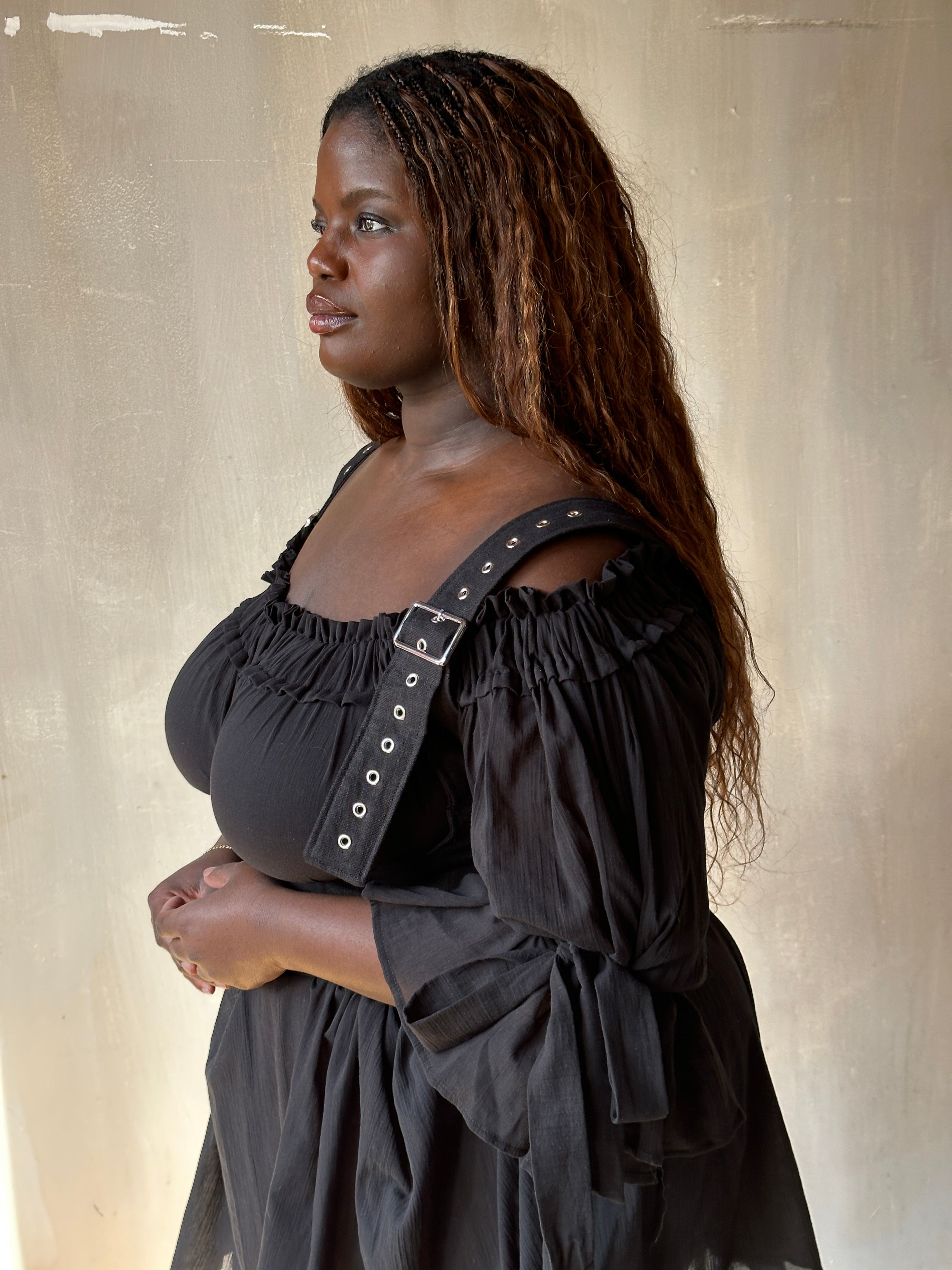 Sample Sale: Underbust Buckle Waspie in Black Linen (Size VI)