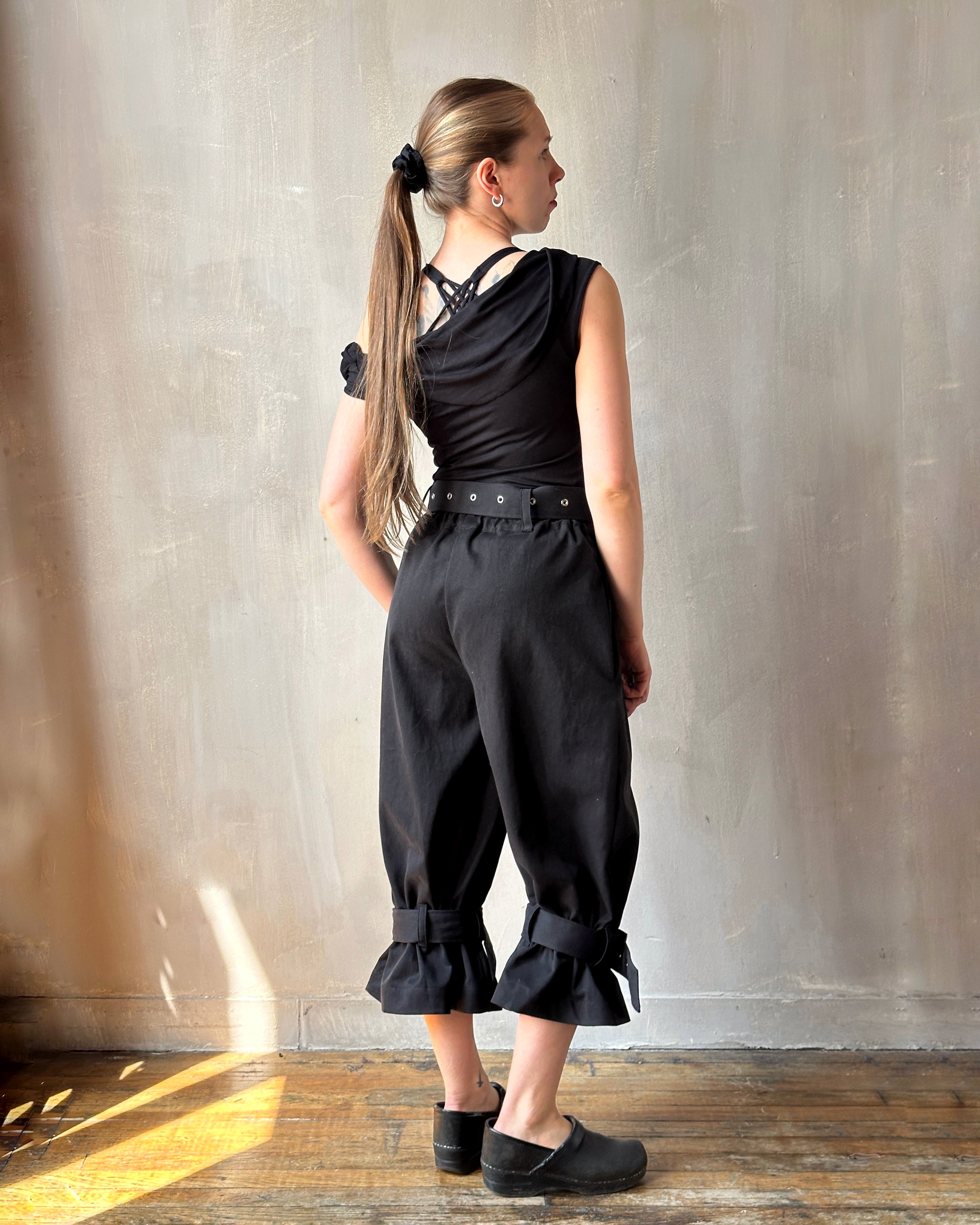 Spring '25: "pirate bloomers" with Belt and Leg Straps in Cotton Twill (Pre-Order)
