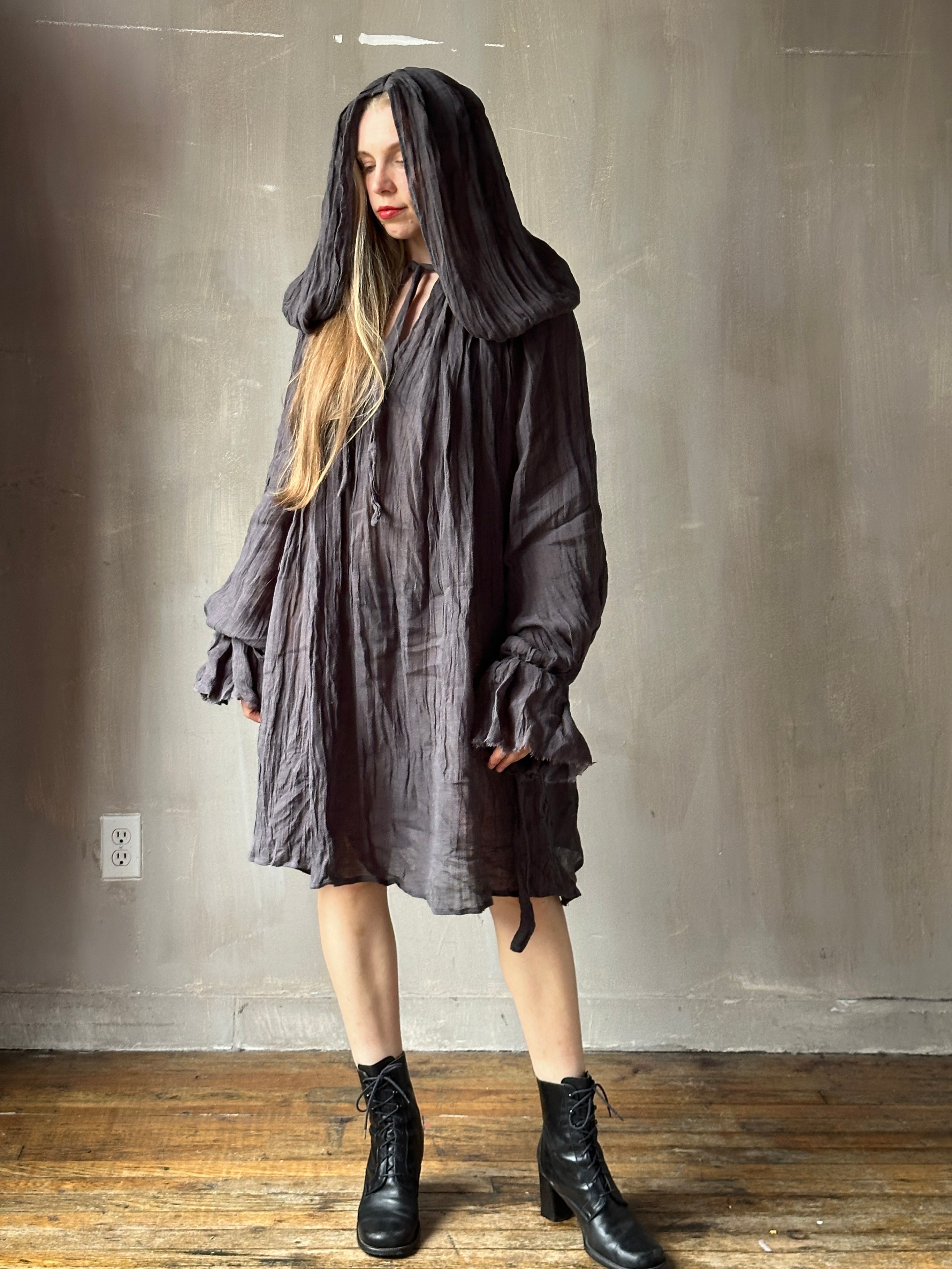Hooded Alchemist Chemise in Charcoal Linen
