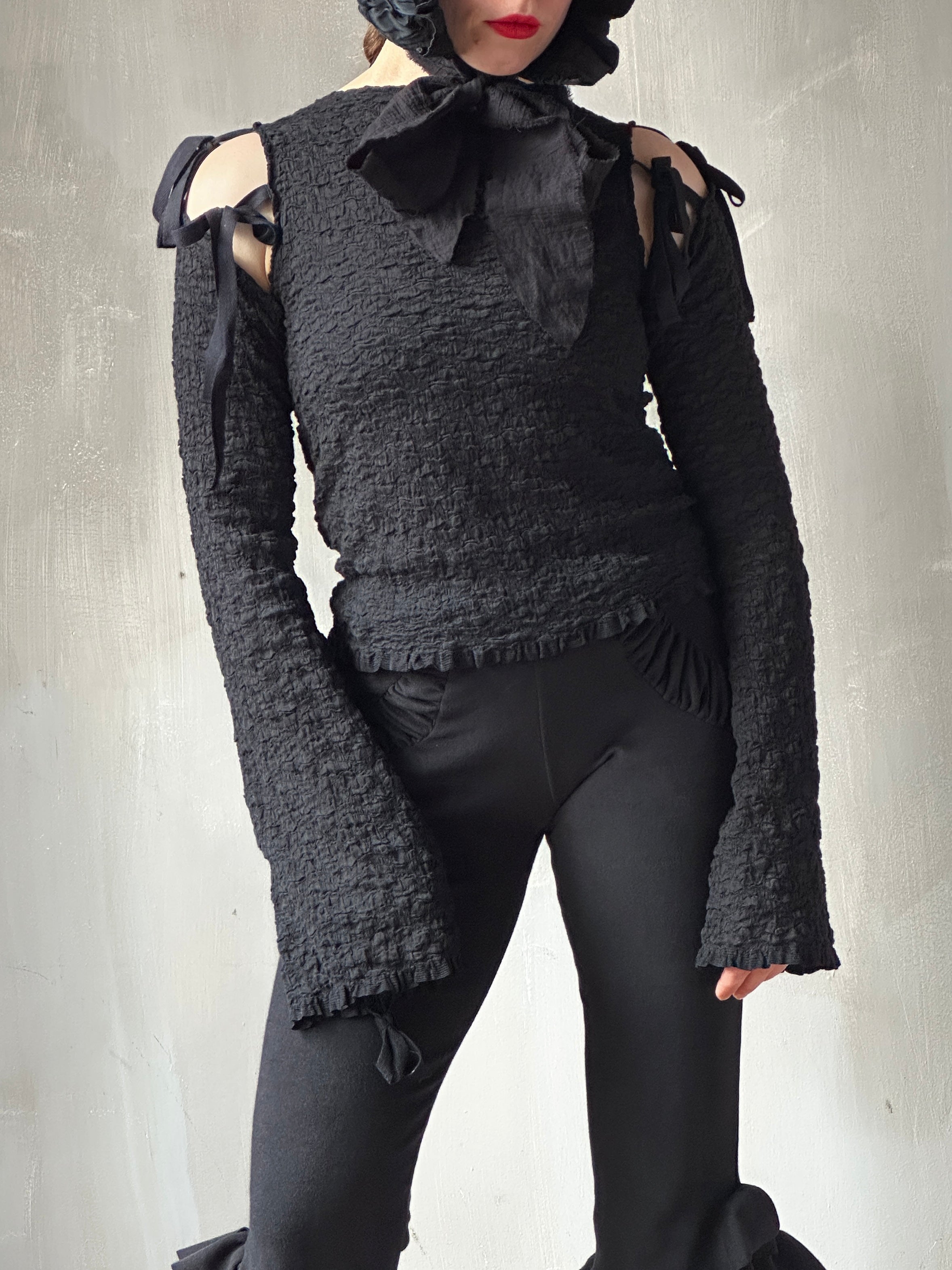 Sample Sale: Gathered Pocket Capri in Black Brushed Cotton (Size VI)