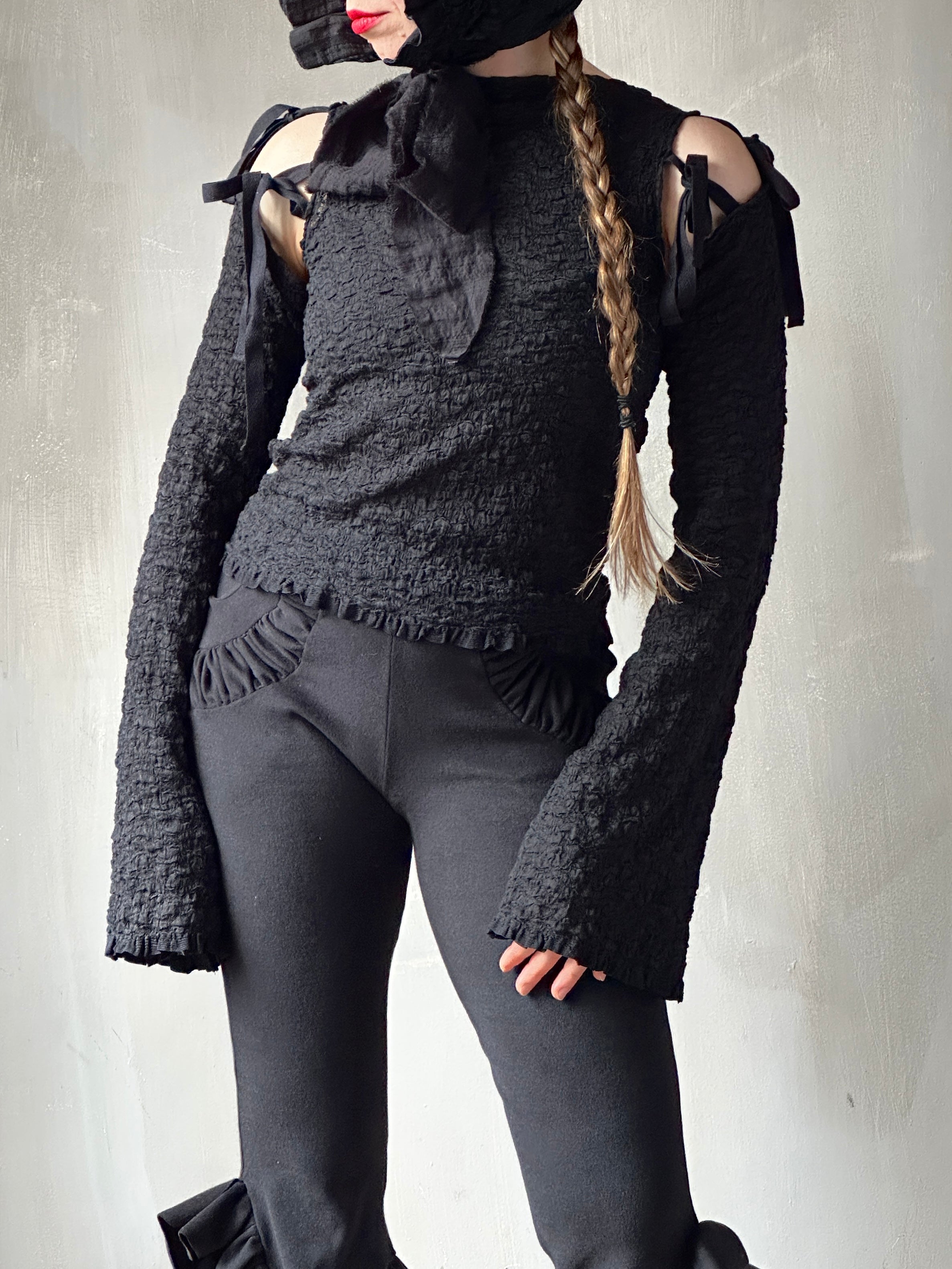 Sample Sale: Gathered Pocket Capri in Black Brushed Cotton (Size VI)