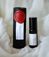 NUIT No. 11 Botanical Oil Perfume
