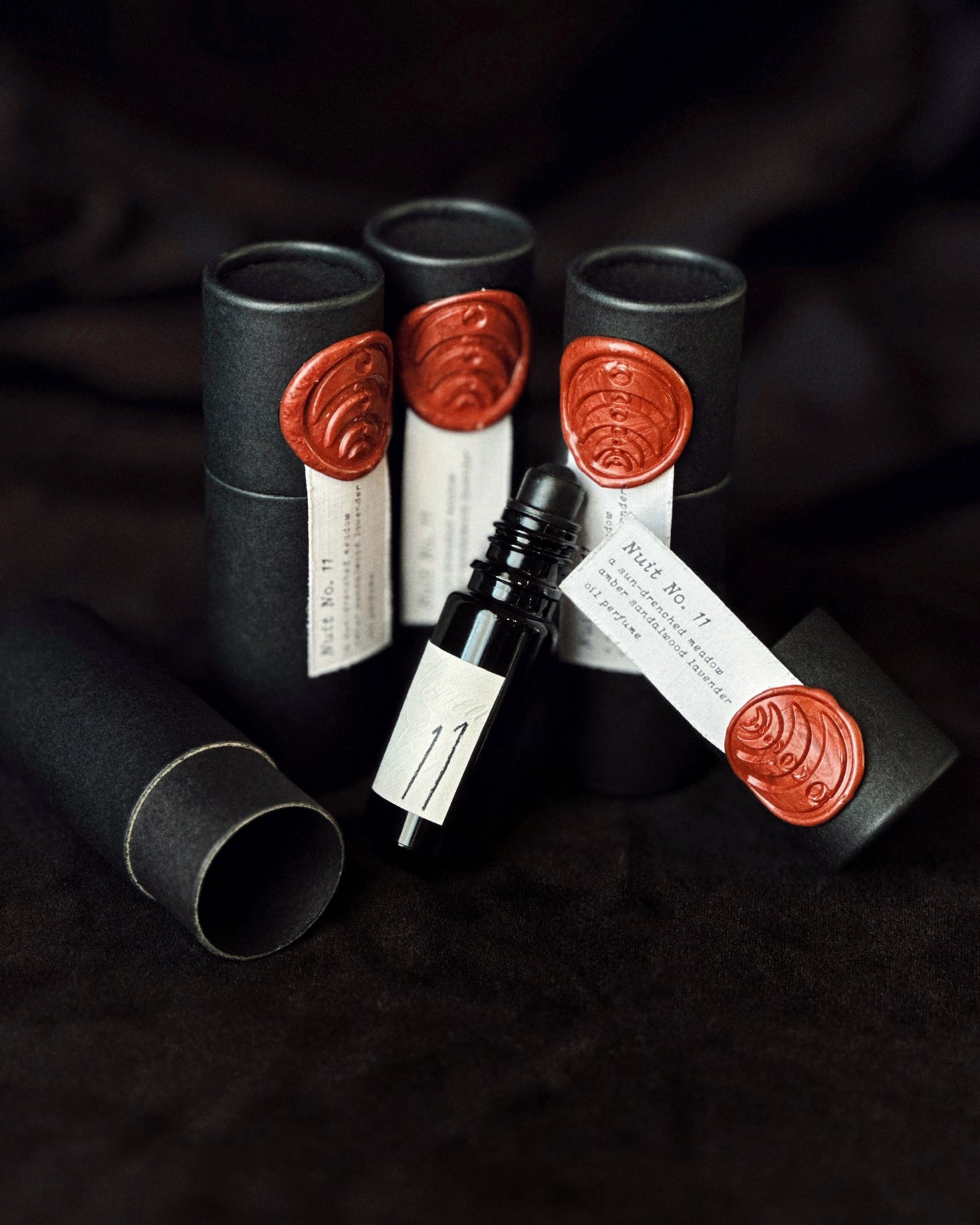 NUIT No. 11 Botanical Oil Perfume