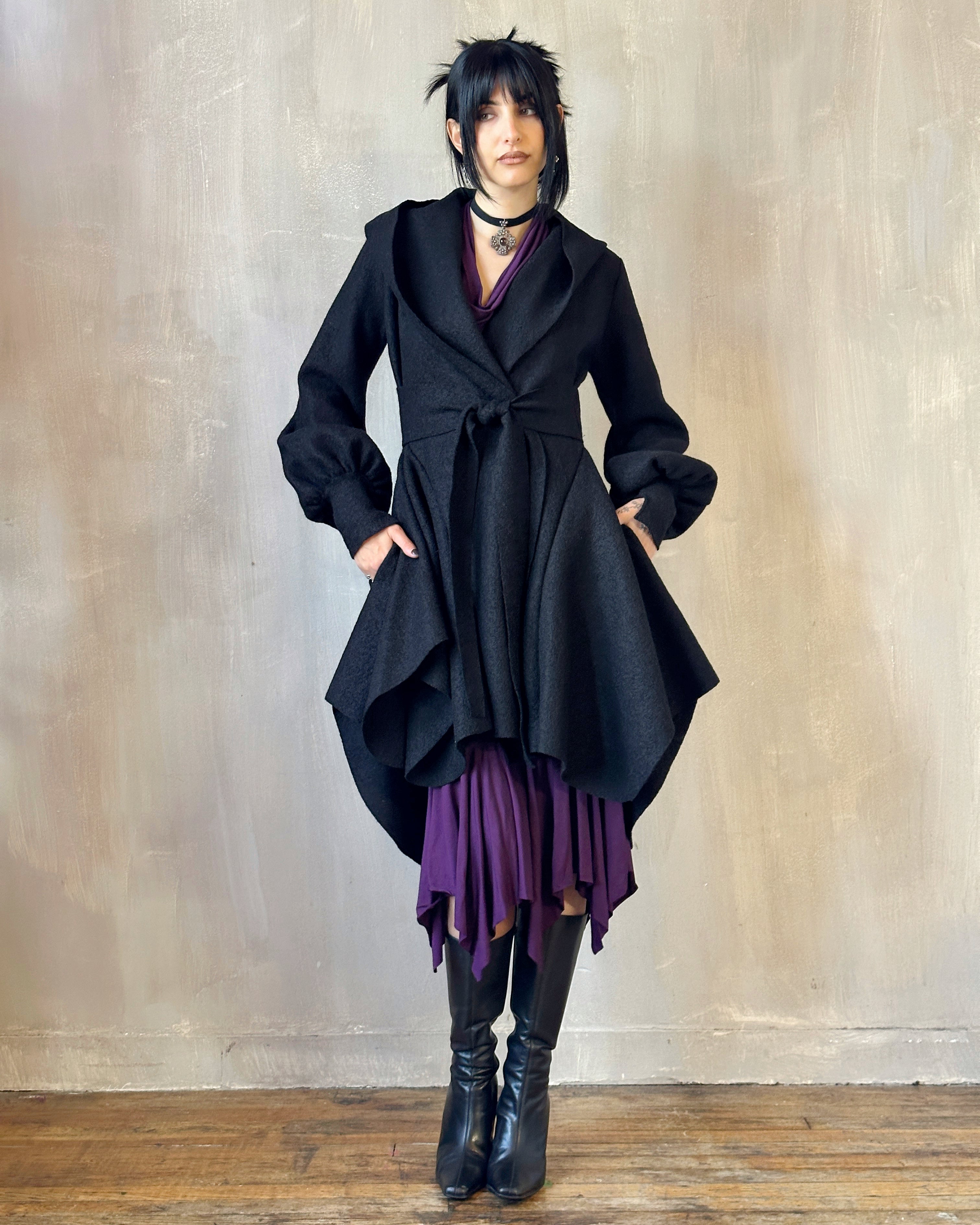 FW'24: Tournure Coat in Pure Wool Black