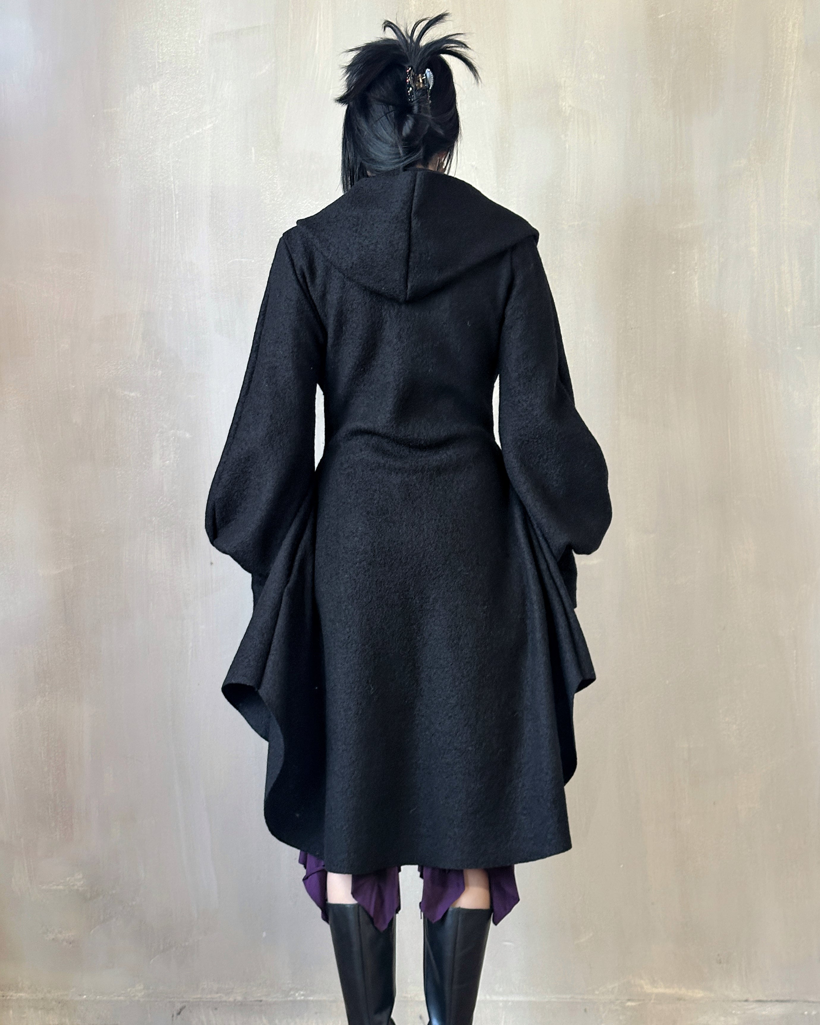 FW'24: Tournure Coat in Pure Wool Black