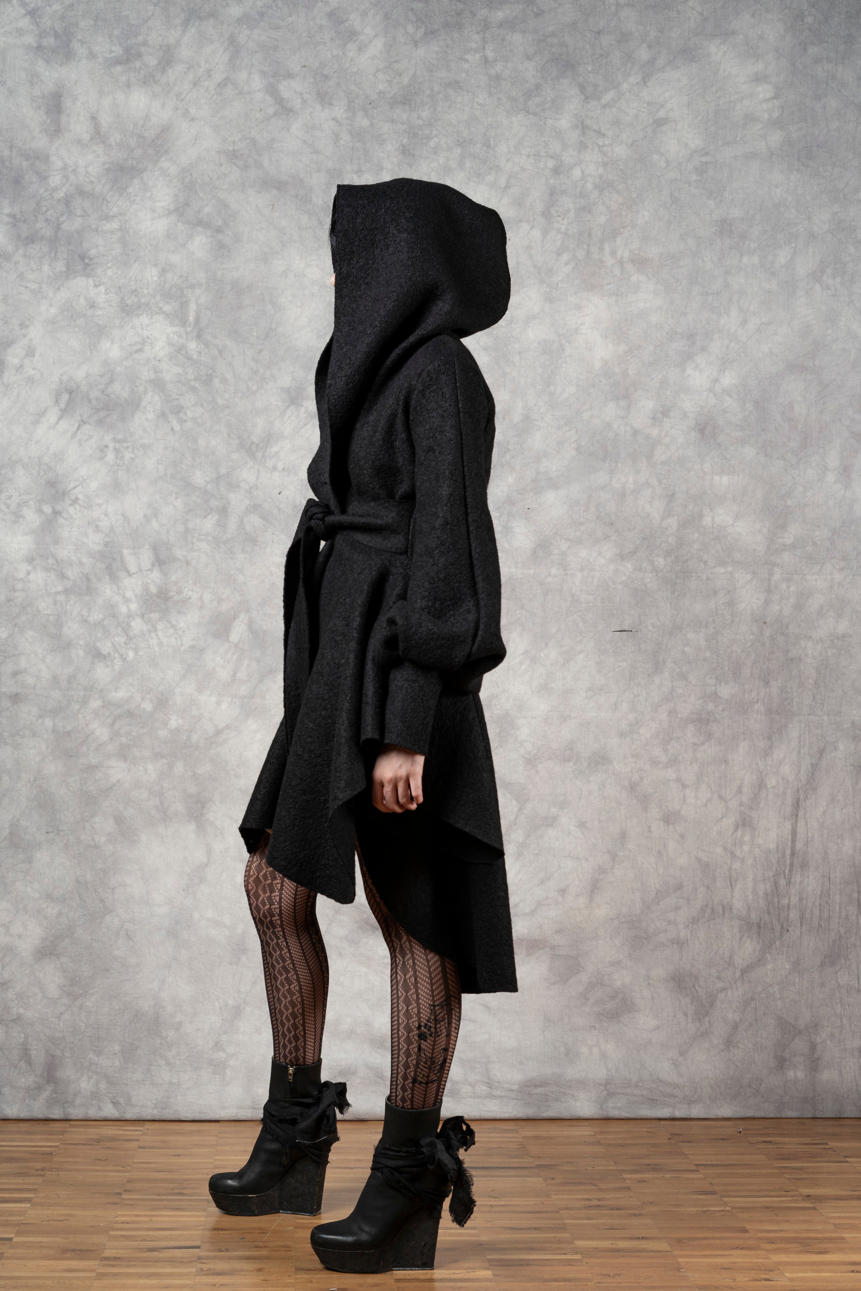 FW'24: Tournure Coat in Pure Wool Black