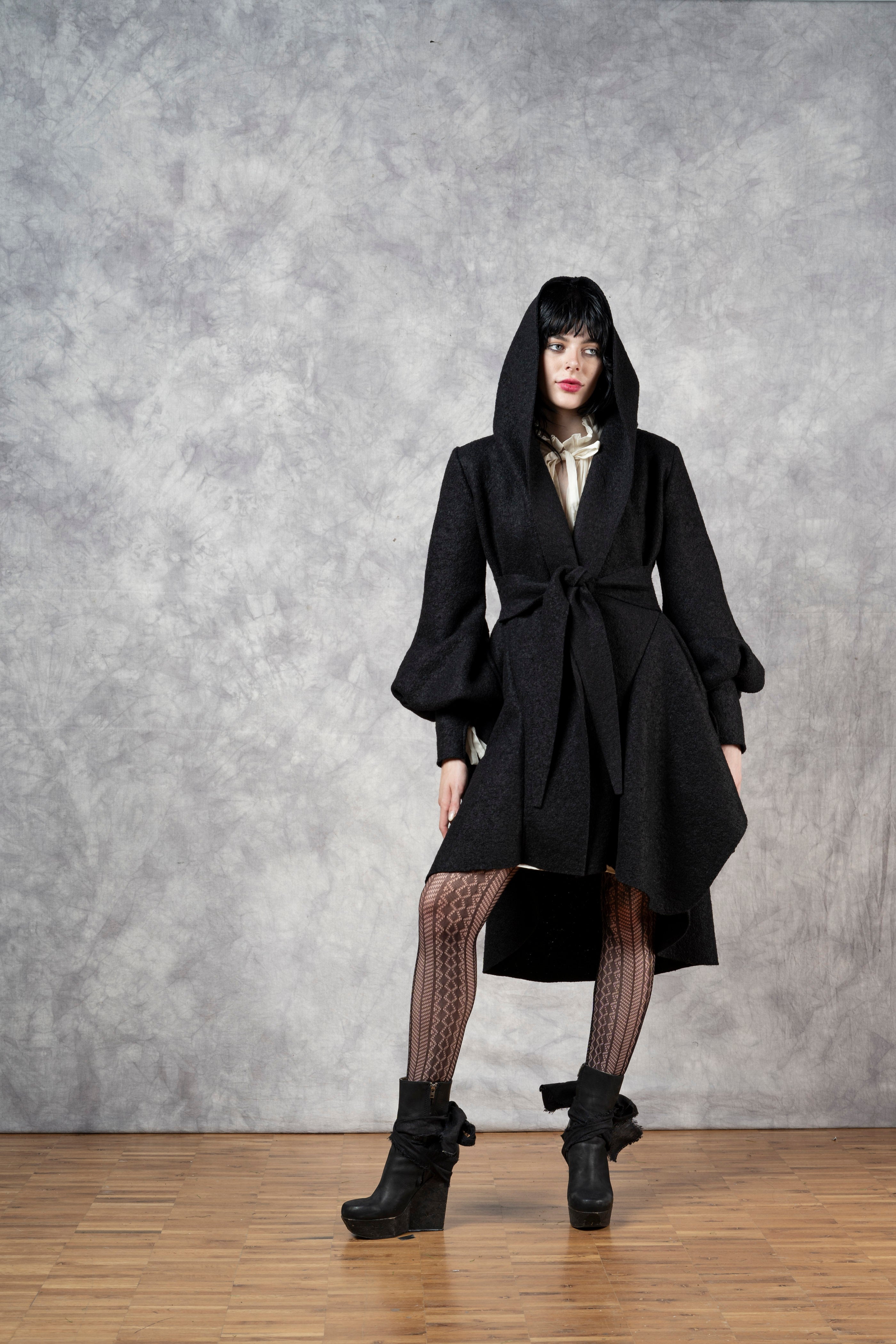 FW'24: Tournure Coat in Pure Wool Black
