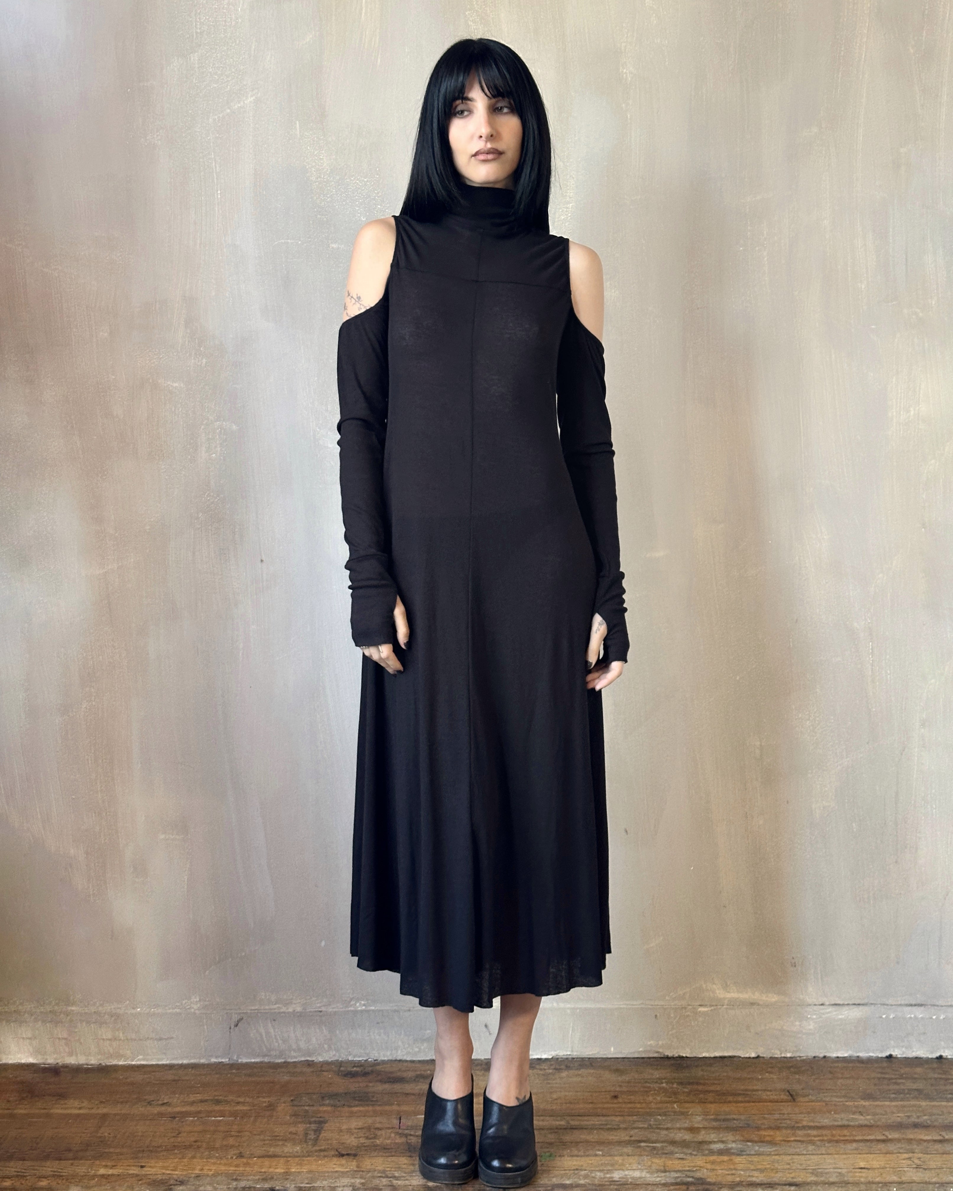 FW'24: Cross-Seam Maxi w/Armwarmer Sleeve