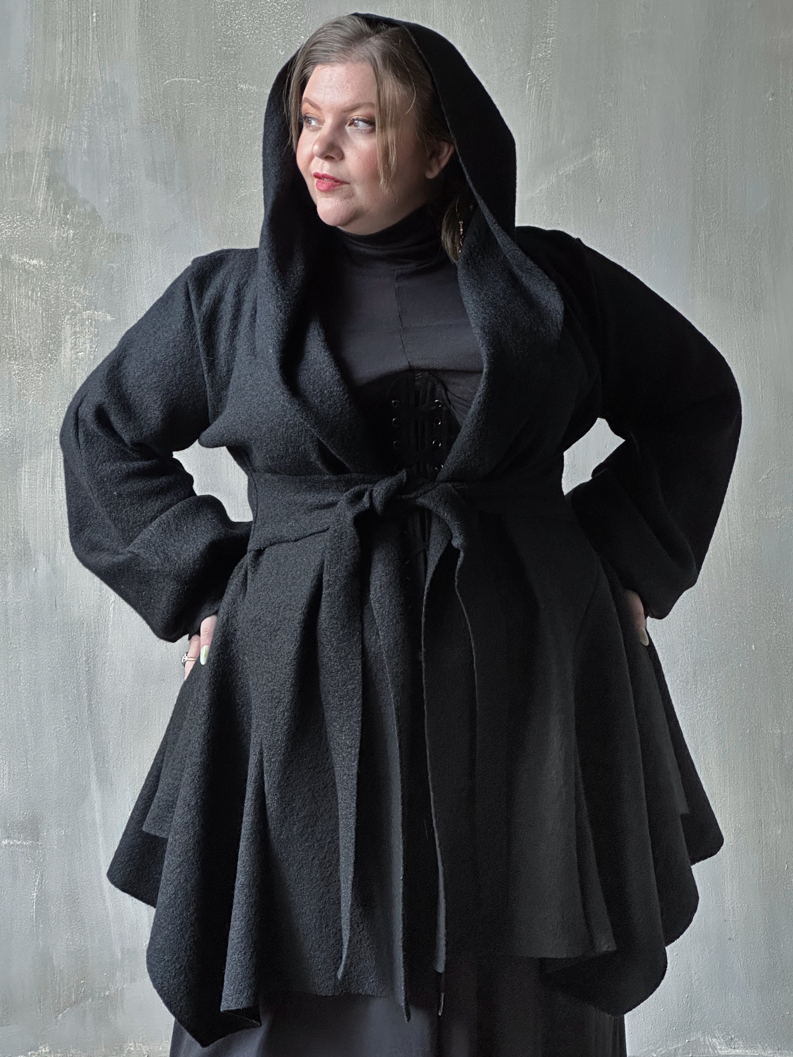 FW'24: Tournure Coat in Pure Wool Black
