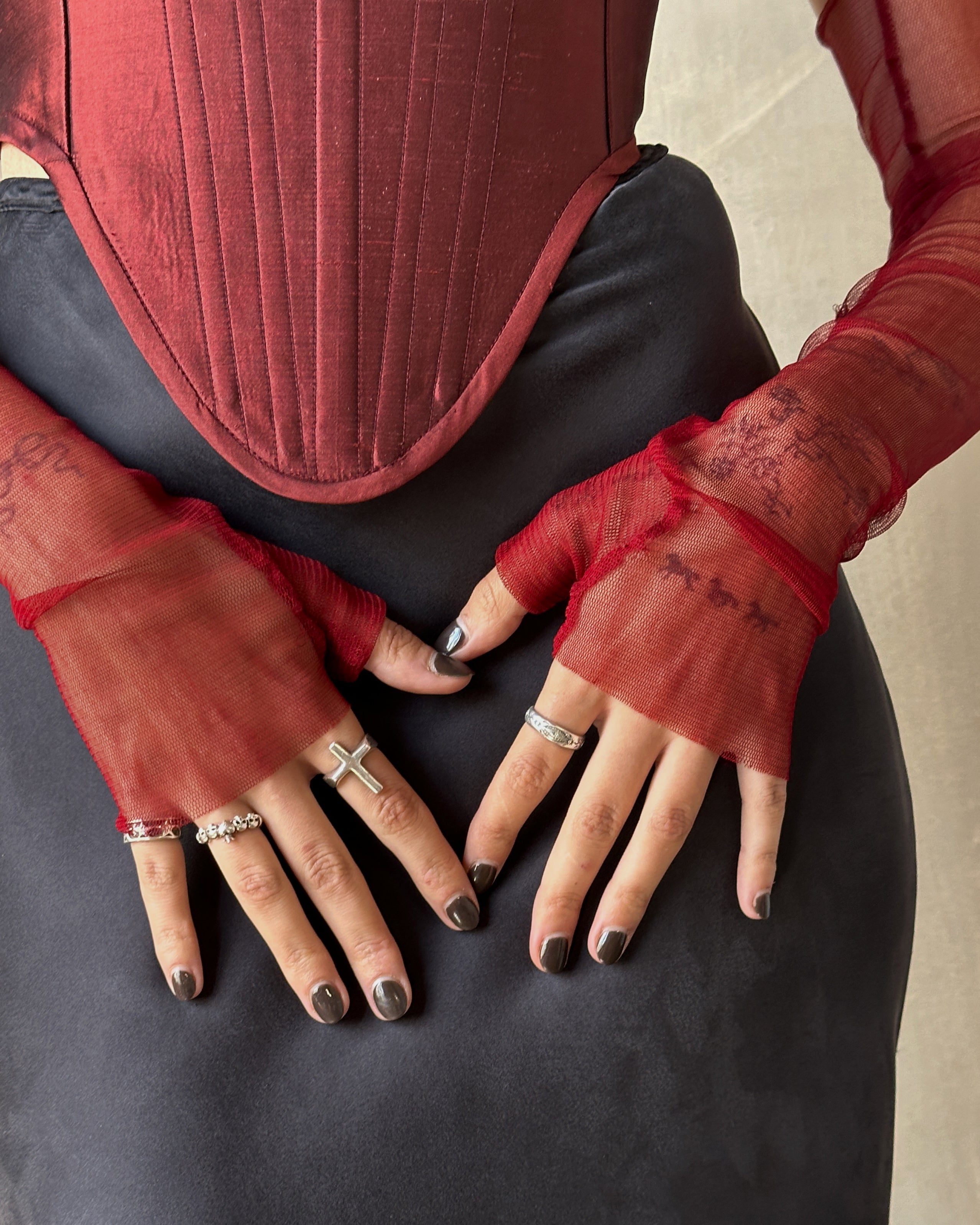 FW'24: Fingerless Opera Gloves Red Silk Tulle (Pre-Order)