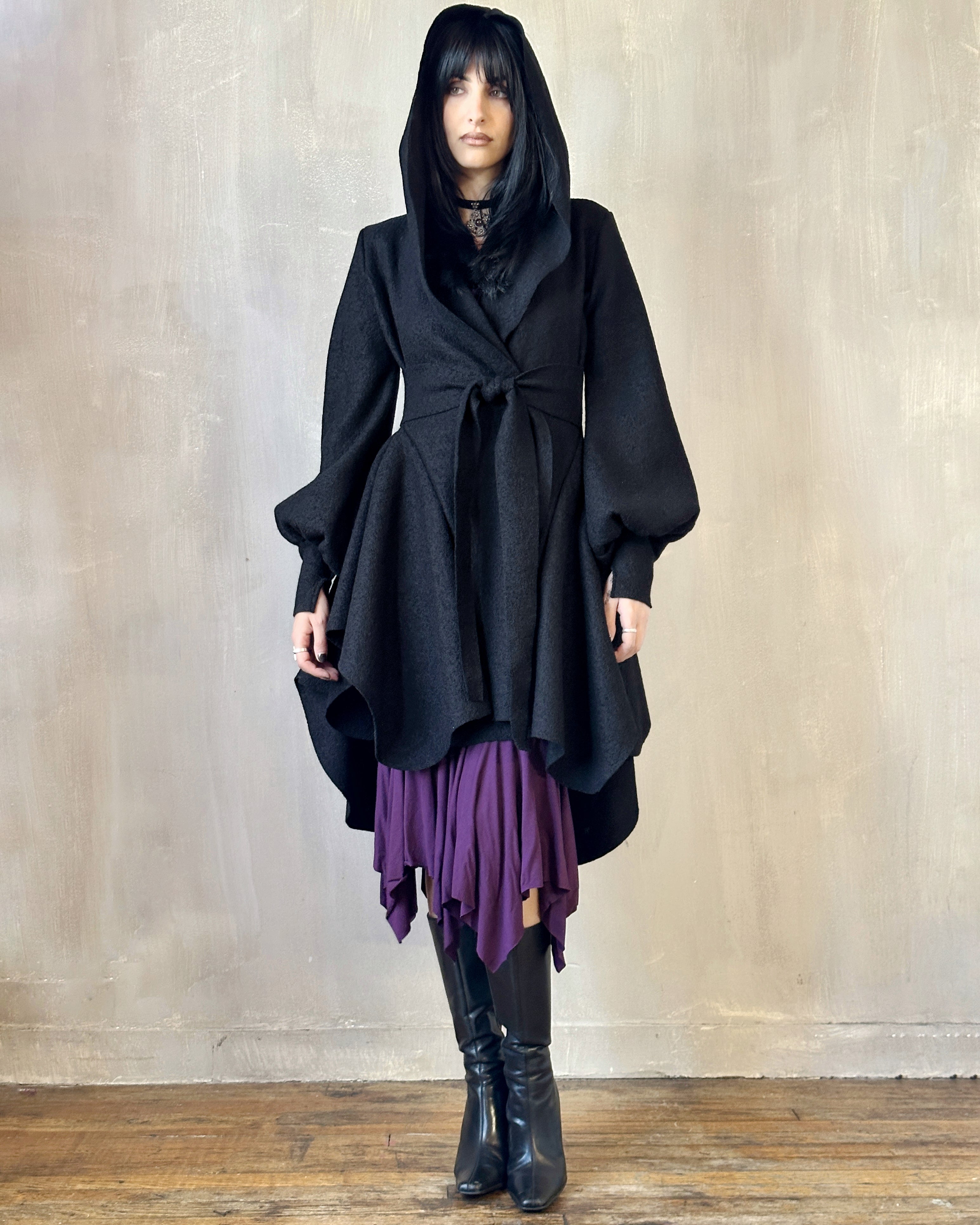 FW'24: Tournure Coat in Pure Wool Black