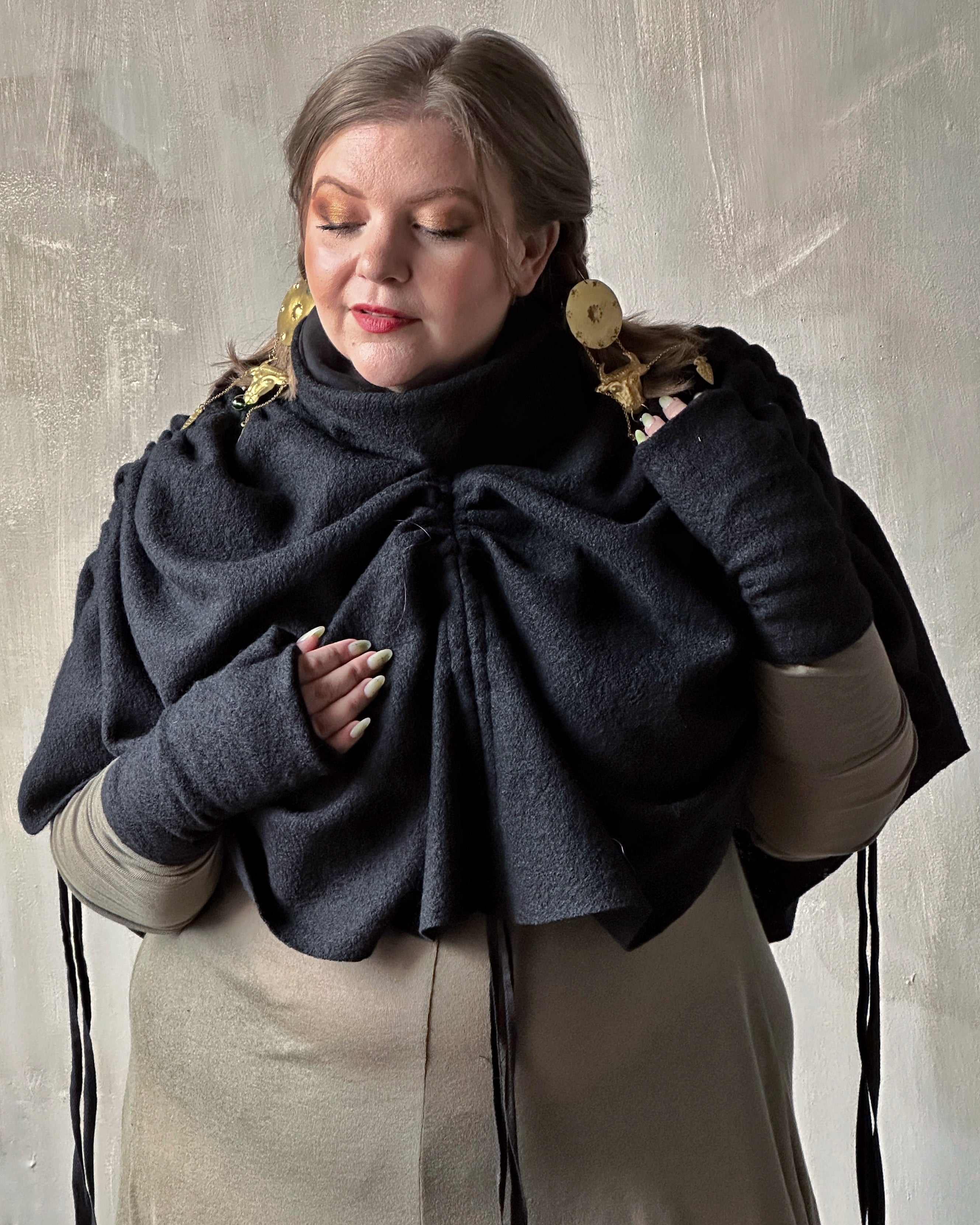Ruched Capelet in Black Wool