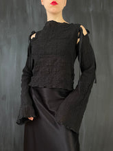 Detached Sleeve Top in Black Crinkled Cotton