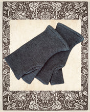 Fingerless Gloves in Ribbed Fleece