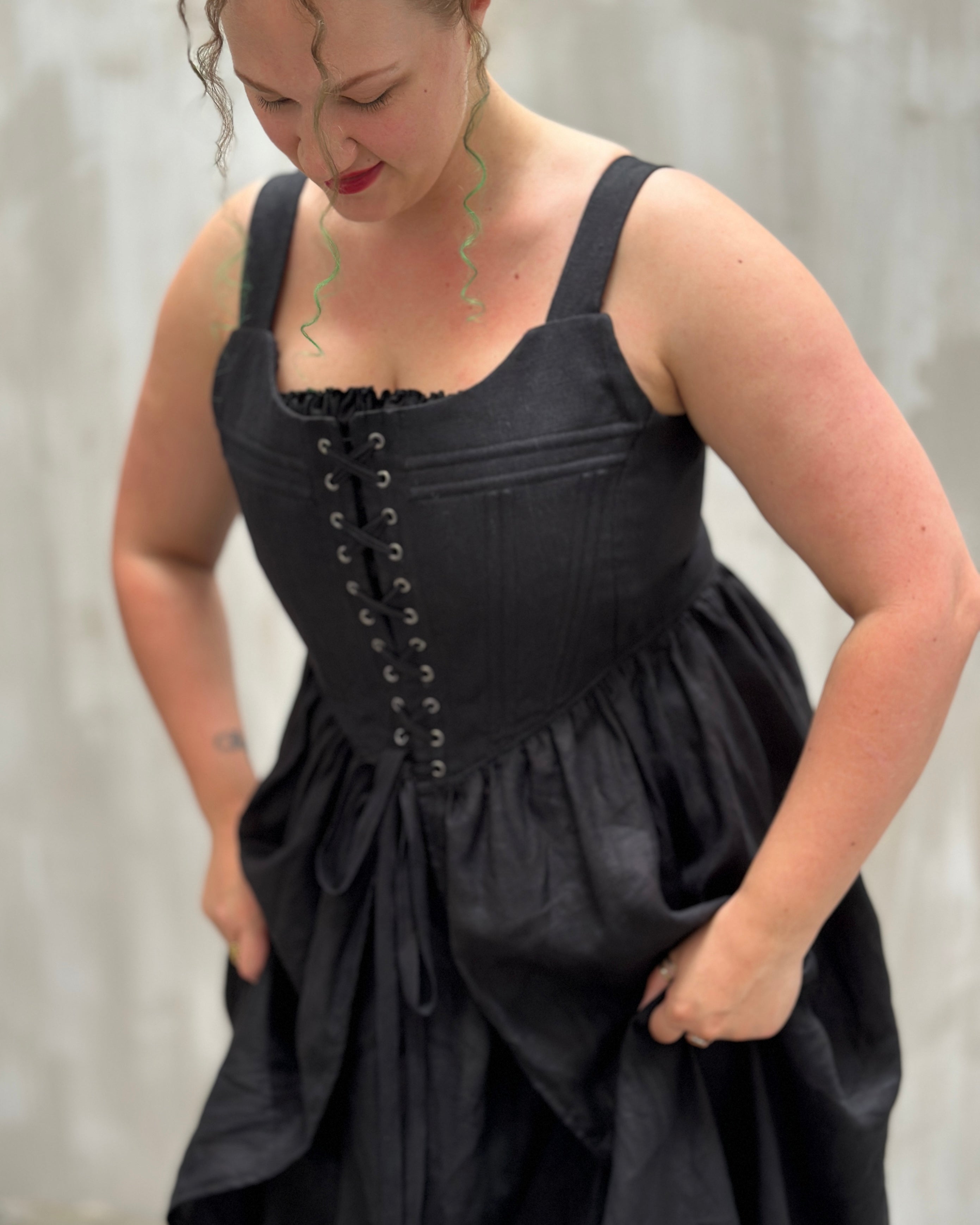 Caterina Stays Gown in Black Linen