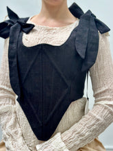 Sample Sale: Diamond Stays in Black Linen (Size I)