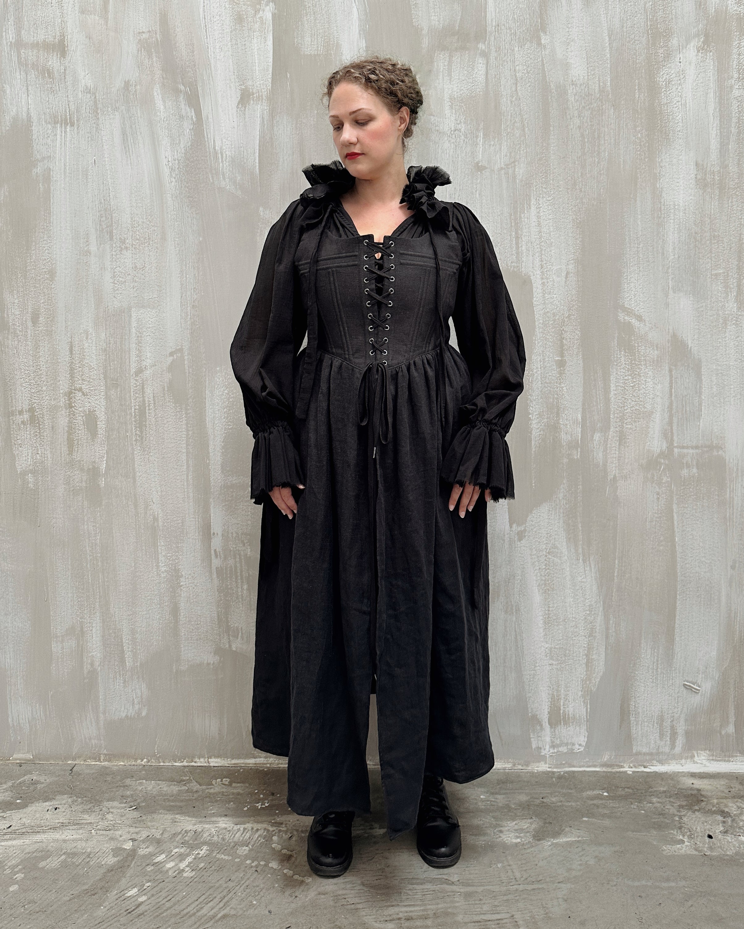 Caterina Stays Gown in Black Linen