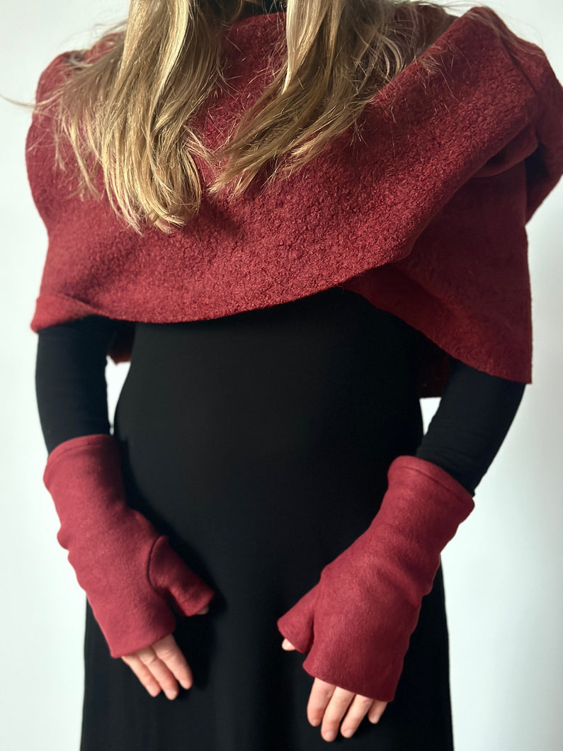 Fingerless Gloves in Warm Red Fleece