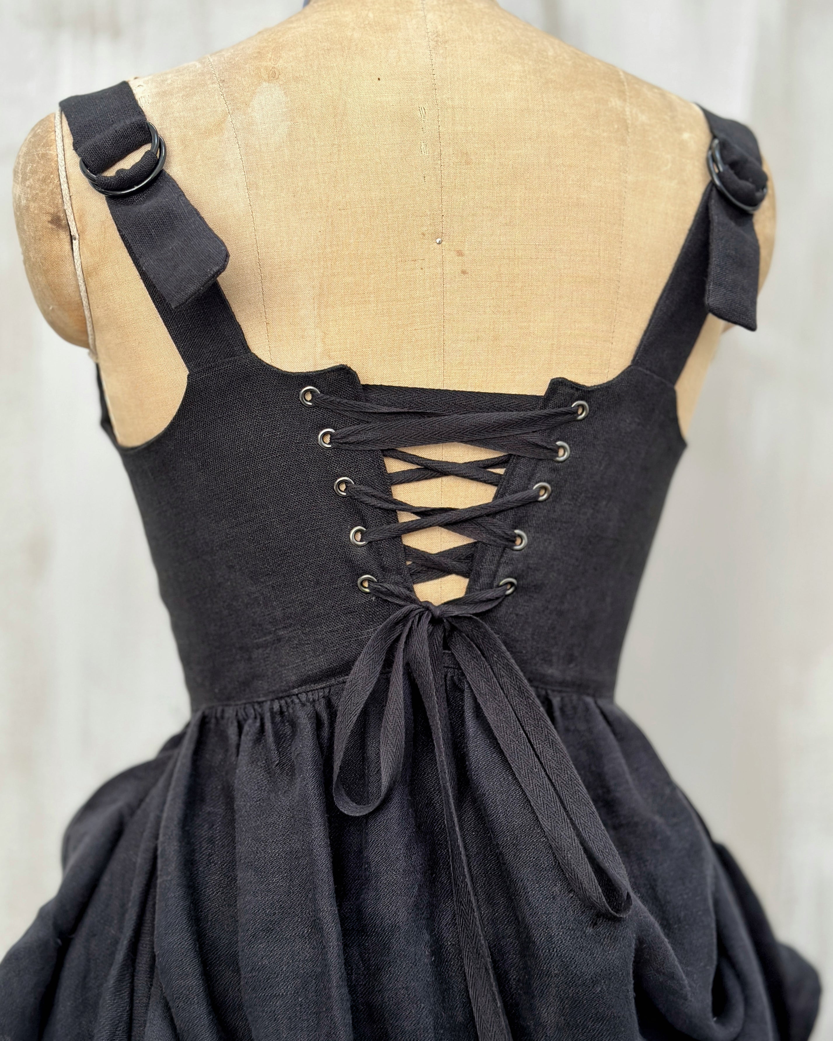 Caterina Stays Gown in Black Linen