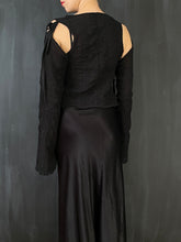 Detached Sleeve Top in Black Crinkled Cotton